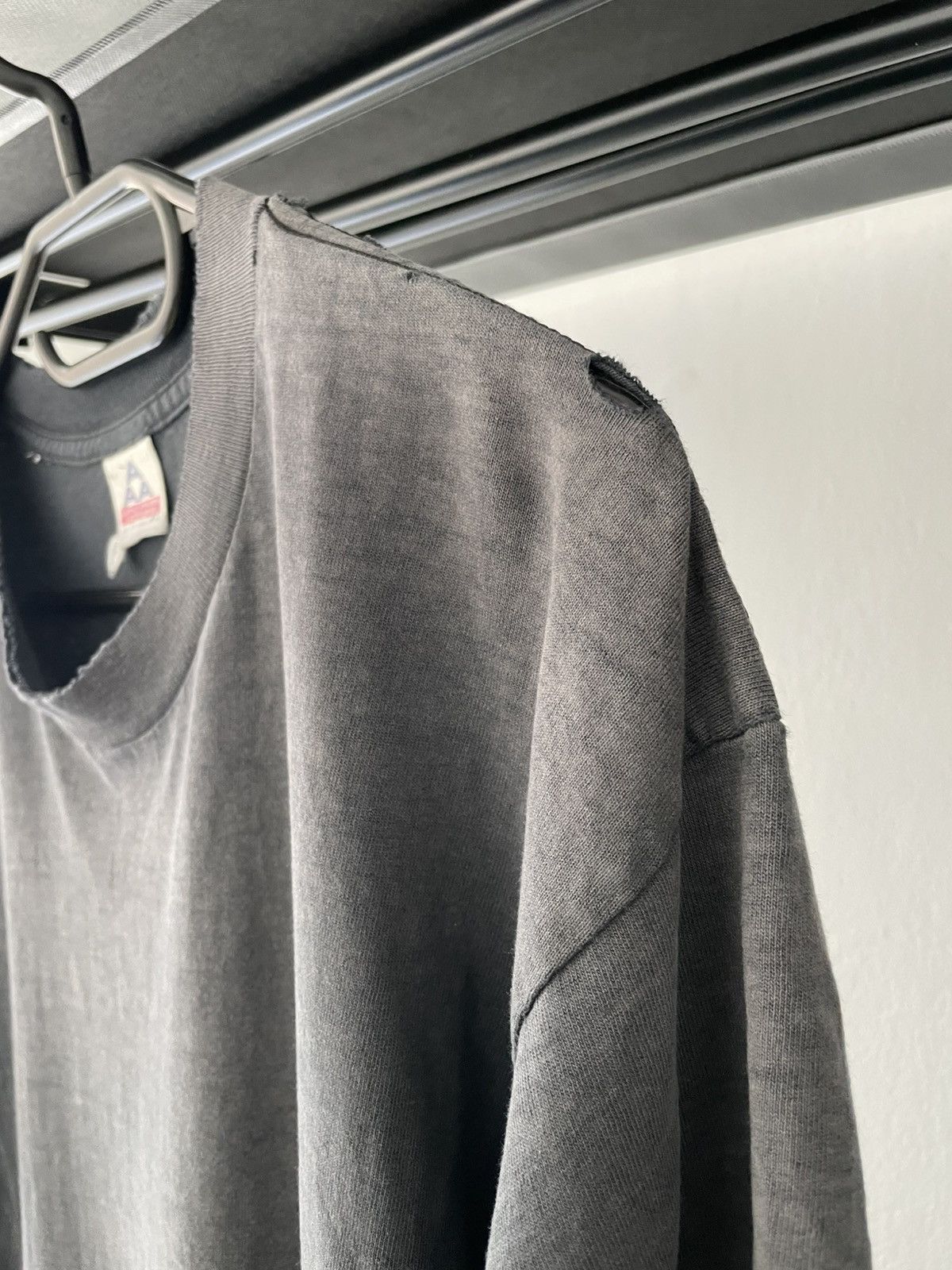 Other Vintage Faded Blank Tee Size US L / EU 52-54 / 3 - 5 Thumbnail