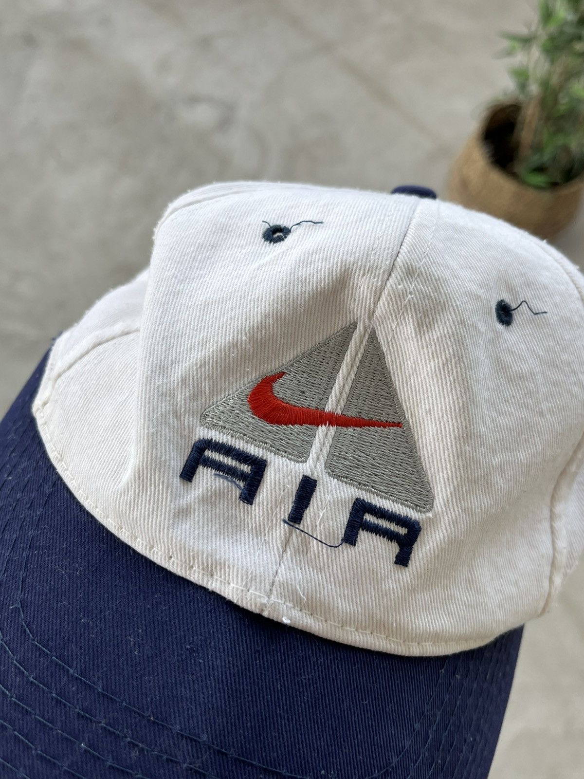 Nike Vintage Nike Cap White Large Logo Rare Y2K Classic sk8 Size ONE SIZE - 5 Thumbnail