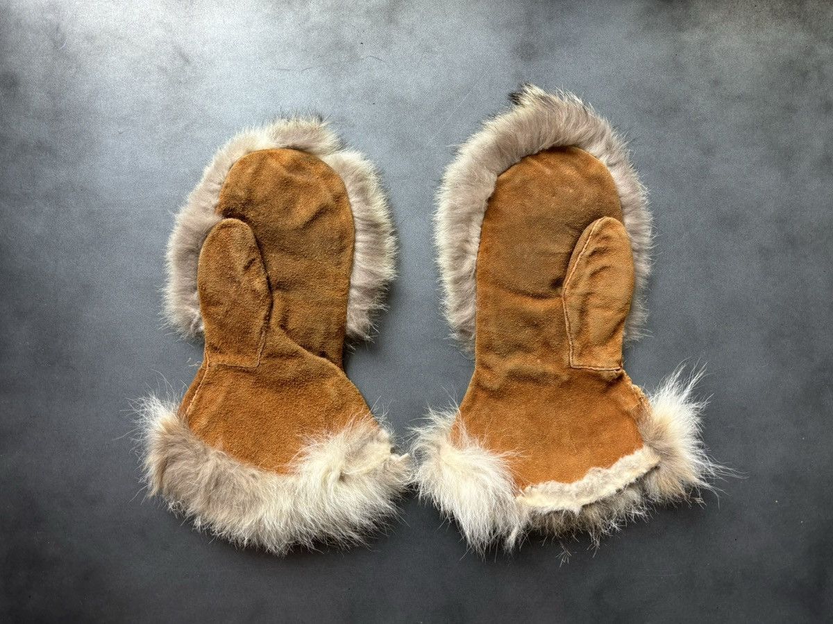 Native × Vintage Vintage Fur Mittens Beaded Gauntlets Indigenous American USA Size ONE SIZE - 19 Thumbnail