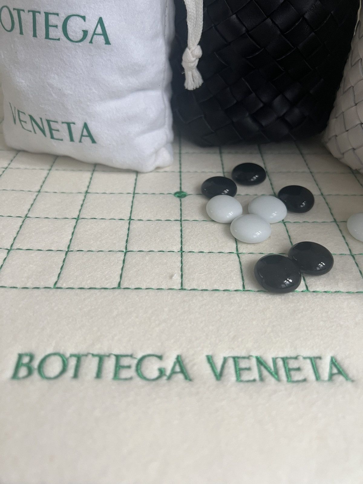 Bottega Veneta ⚫️⚪️Bottega Veneta class go chess board game home decor Size ONE SIZE - 6 Thumbnail