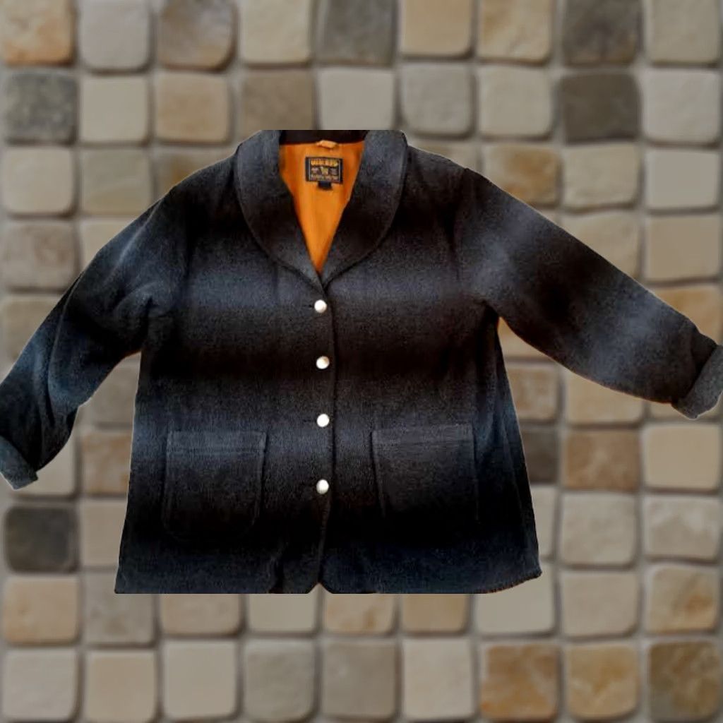 Vintage Vintage Woolrich Full Metal Button Blue Faded Stripes Coat XL Size XL / US 12-14 / IT 48-50 - 1 Thumbnail