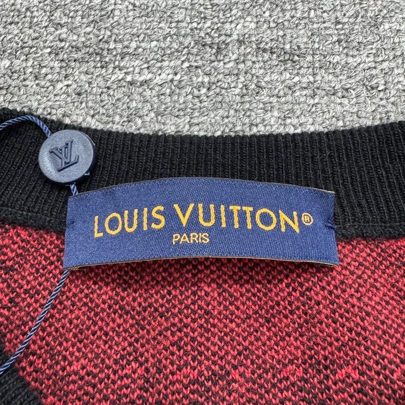 Louis Vuitton louis vuitton red black checkered sweater-2508 Size US L / EU 52-54 / 3 - 3 Thumbnail