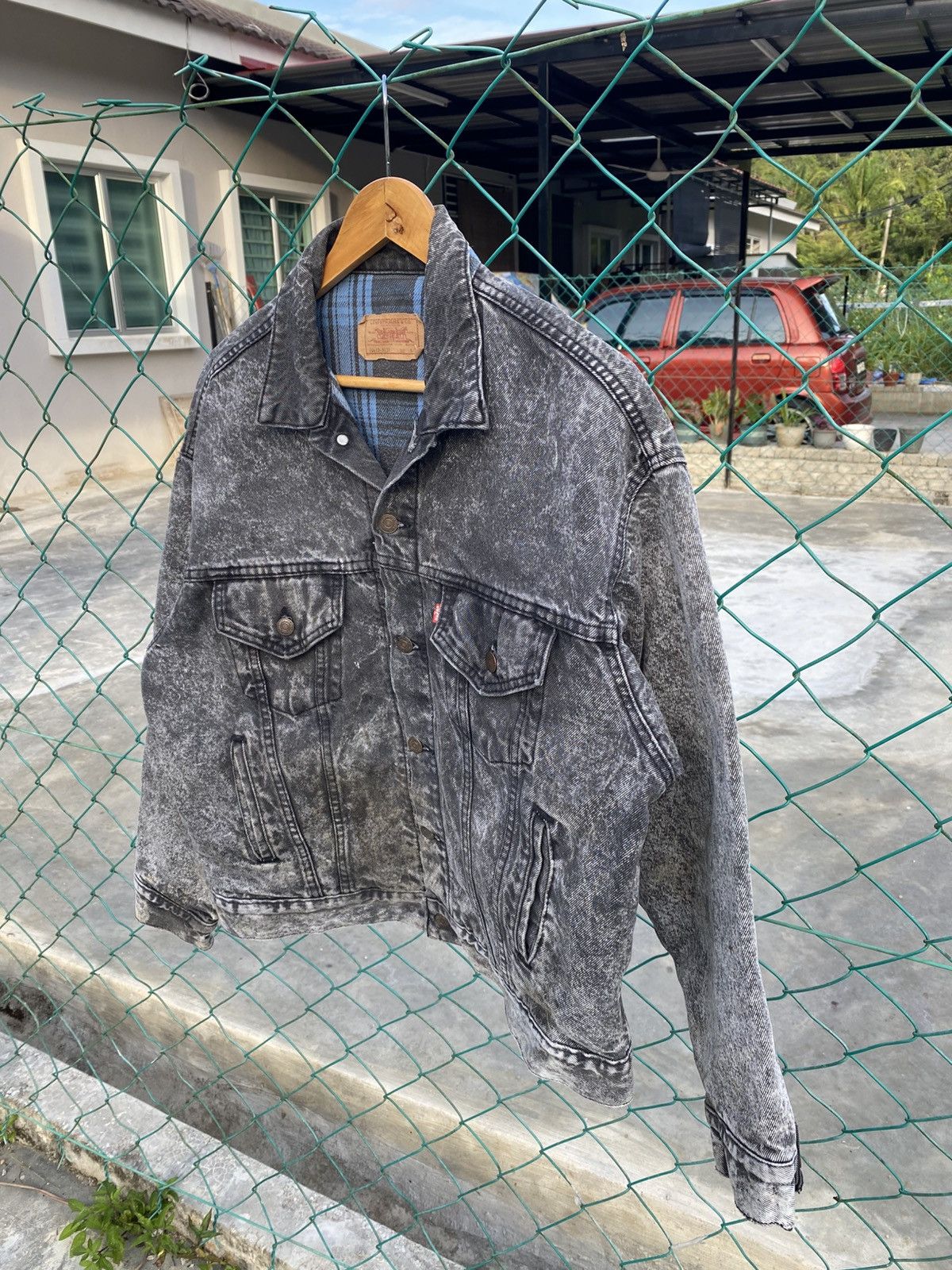 Levi's Vintage Levi’s galactic wash baggy trucker jacket Size US L / EU 52-54 / 3 - 5 Thumbnail