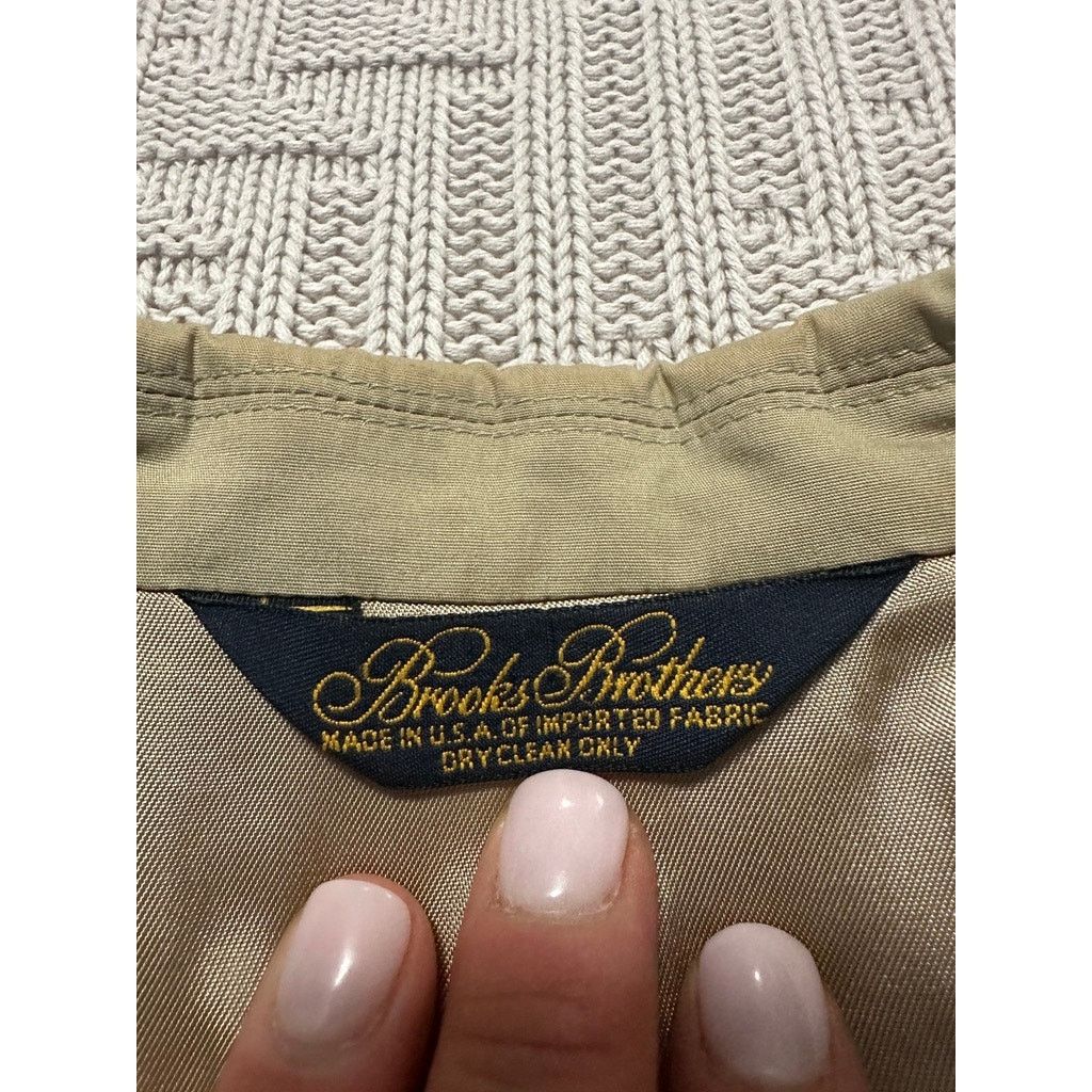 Brooks Brothers Brooks Brothers Brooksease khaki two button blazer size 43R Size 42R - 4 Thumbnail