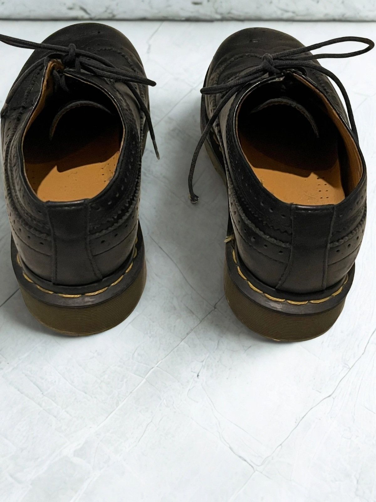Dr. Martens Dr. Martens 11845 Black Oxford Shoes– Men’s UK 6 / US 7 Size US 7 / EU 40 - 2 Thumbnail