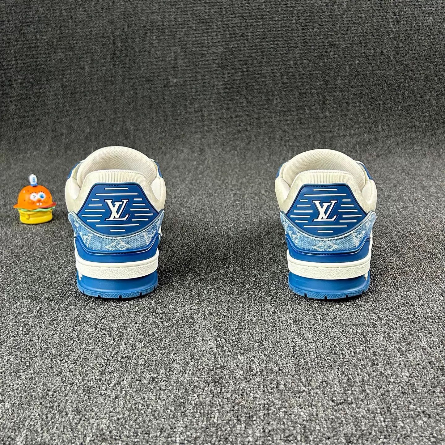 Louis Vuitton Louis Vuitton blue denim Trainer 42 Size US 9 / EU 42 - 5 Thumbnail