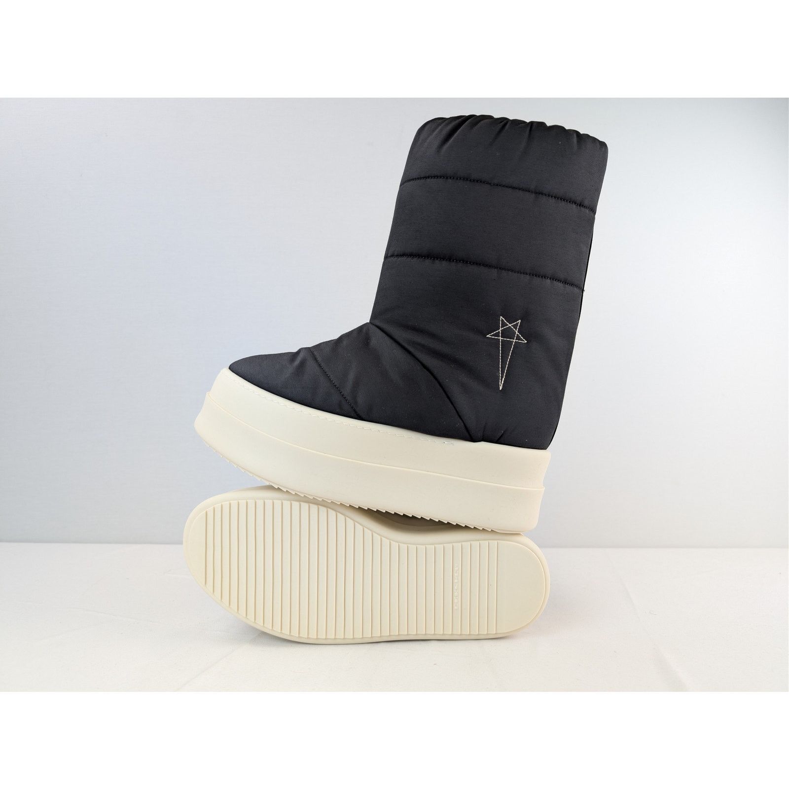 Rick Owens Drkshdw o1rshd1 Mega Bumper Lunar Boots in Black/White Size US 10 / EU 43 - 1 Thumbnail