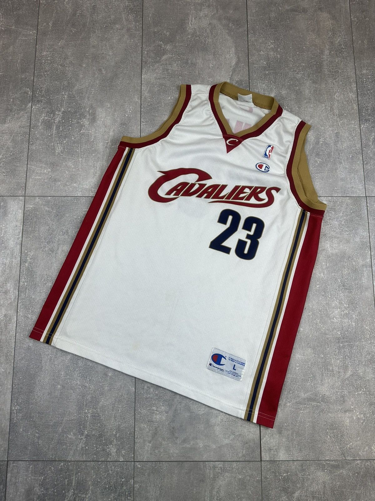 Champion Champion Cavaliers Lebron James 23 Basketball Jersey Size US L / EU 52-54 / 3 - 1 Thumbnail