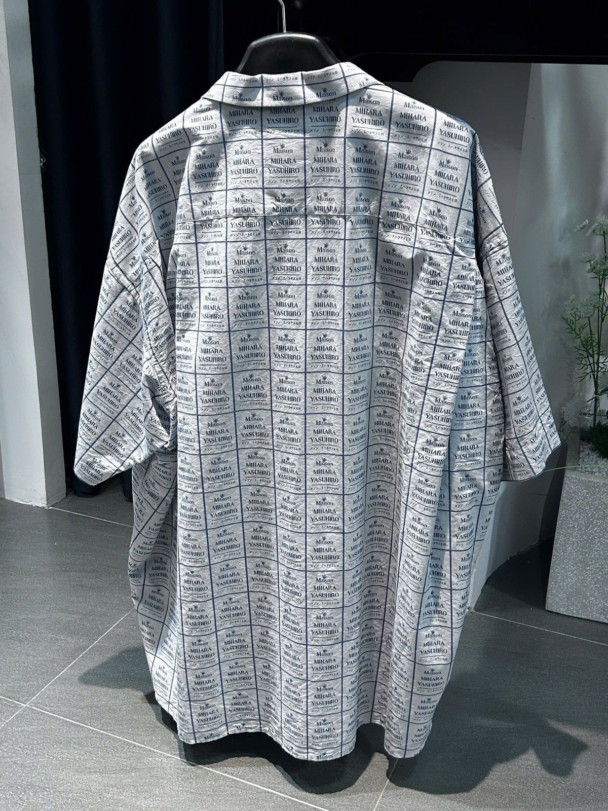 Maison MIHARA YASUHIRO Maison MIHRA YASUHIRO Half Sleeve Shirt Size US M / EU 48-50 / 2 - 2 Thumbnail