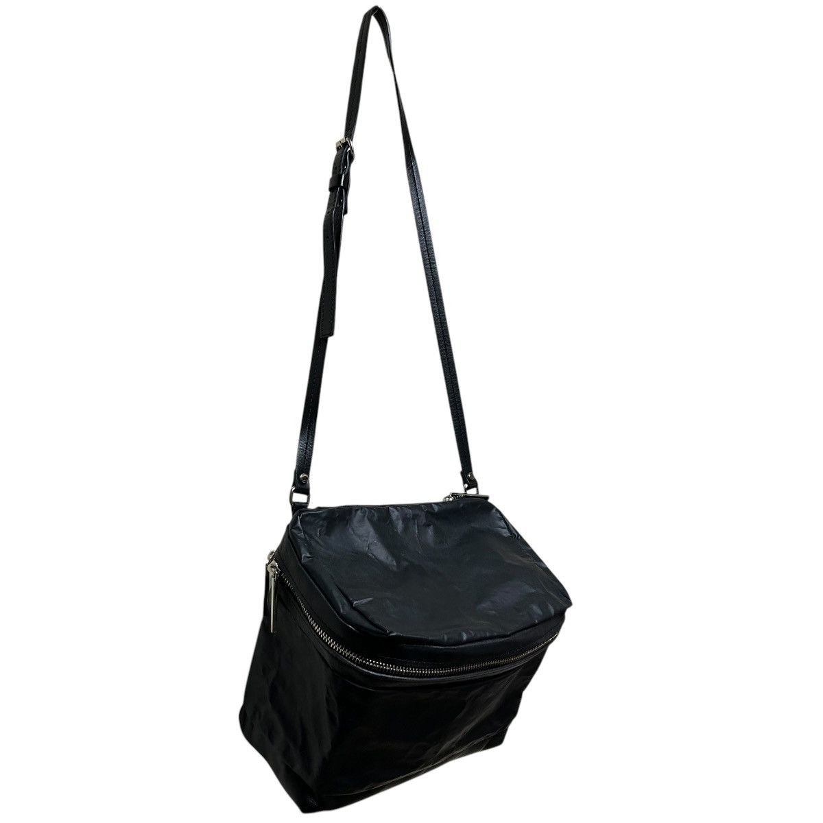 バッグ 00s issey miyake leather shoulder bag s-l1200.jpg