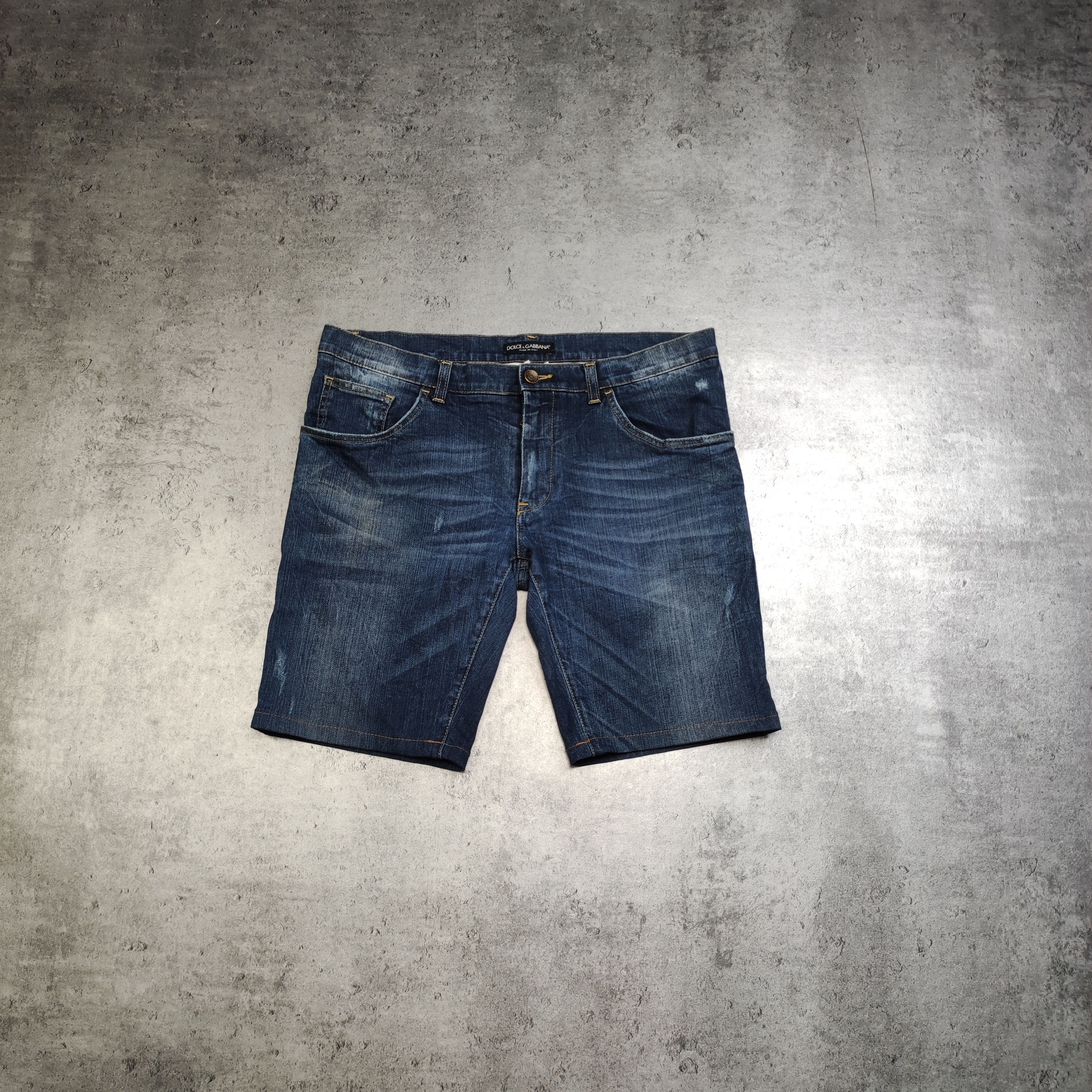Dolce & Gabbana Dolce & Gabbana Classic Back Pocket Logo Denim Skinny Shorts Size US 34 / EU 50 - 2 Thumbnail