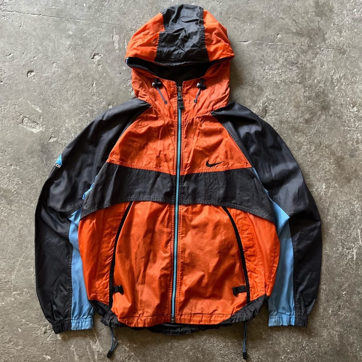 image of Nike Acg Packable Jacket in Orange, Men's (Size Medium)