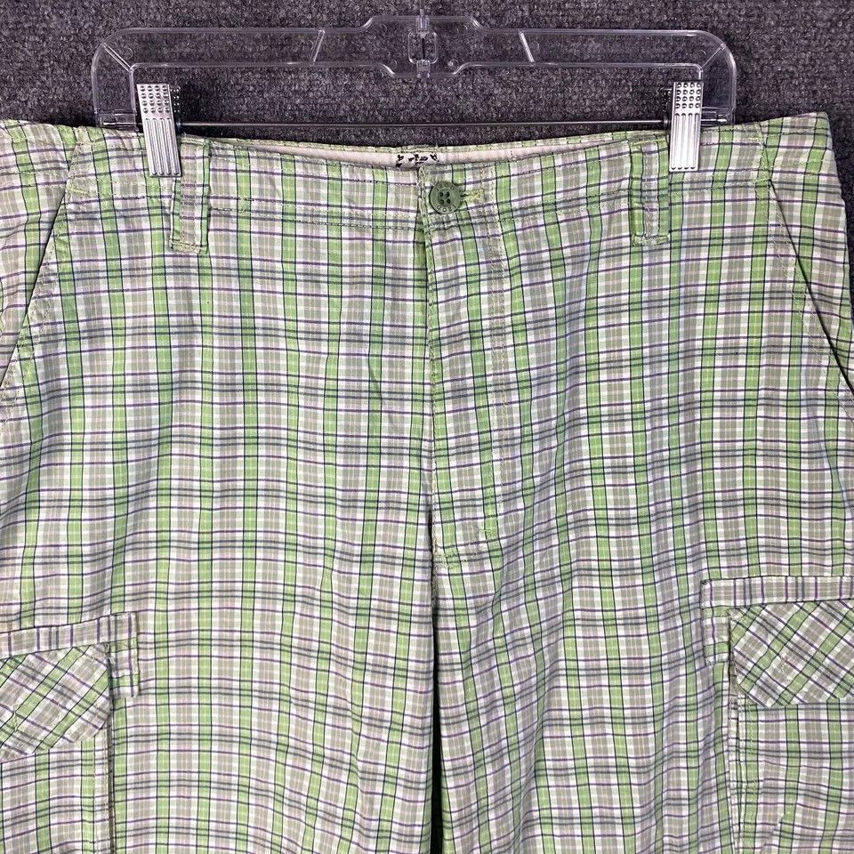 Izod Izod Cargo Shorts Men's Size 36 100% Cotton Plaid Green Size US 36 / EU 52 - 2 Thumbnail