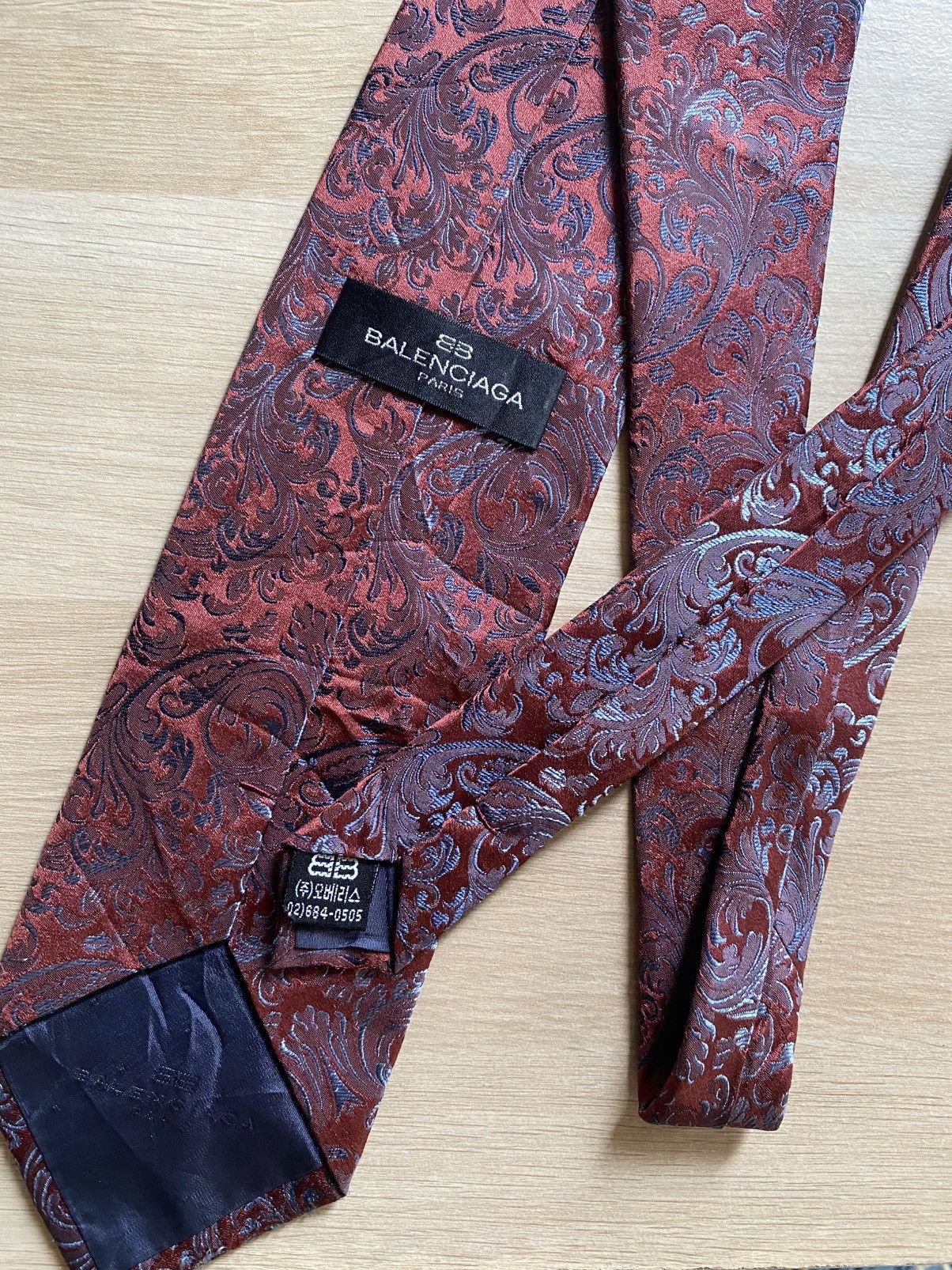 Balenciaga Balenciaga Silk Shimmering Tie Size ONE SIZE - 2 Thumbnail