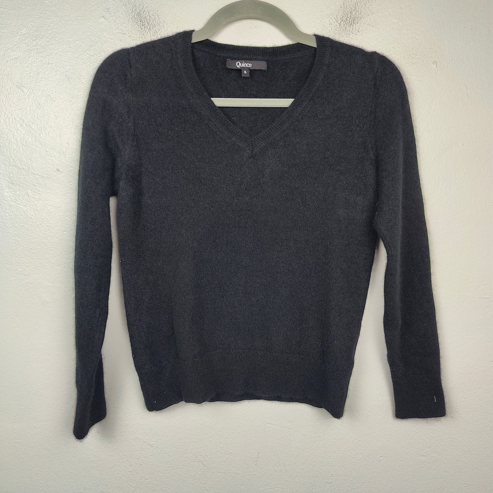 Quince Quince Mongolian Cashmere V-Neck Sweater Womens Small Size S / US 4 / IT 40 - 1 Thumbnail