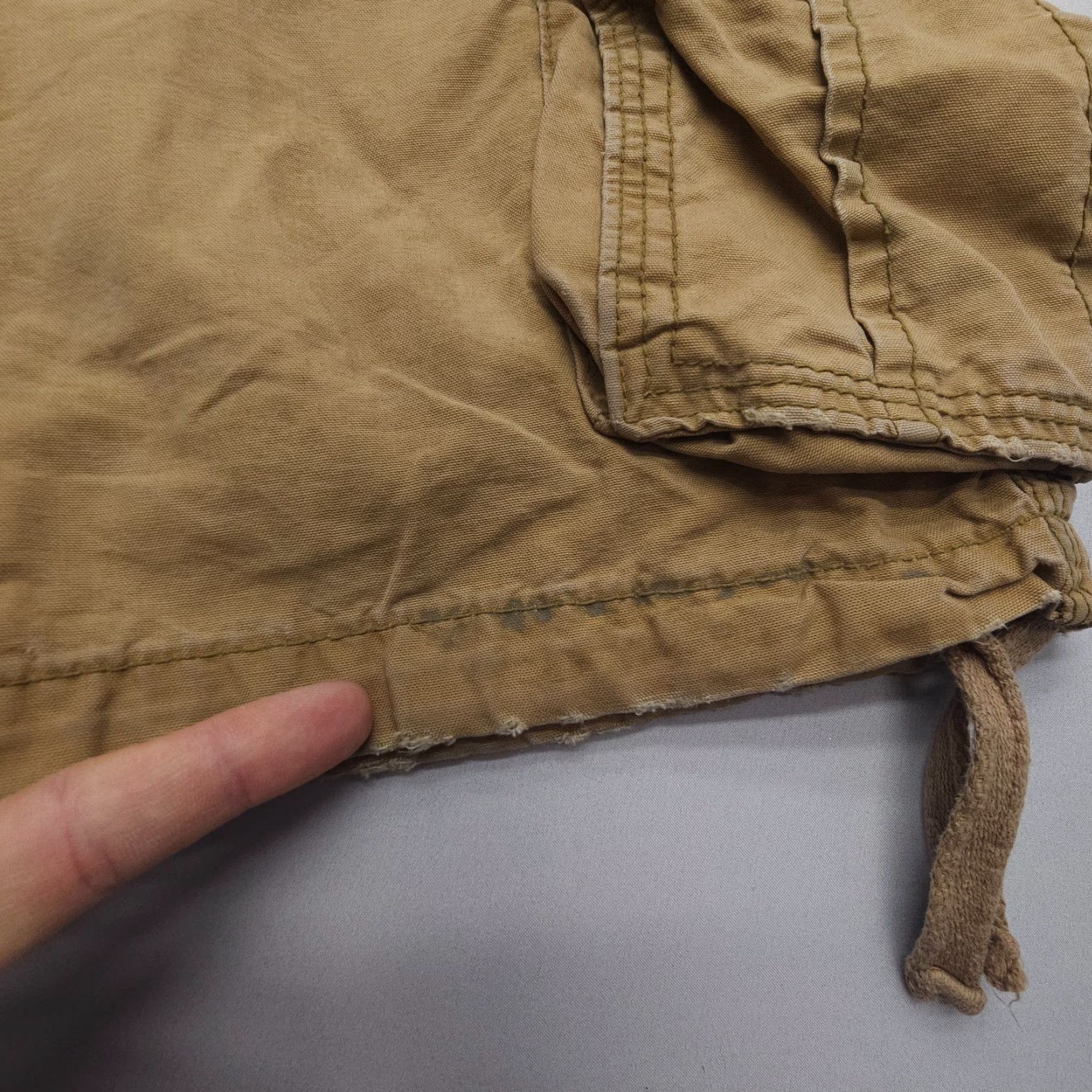 Vintage Aéropostale Cargo Shorts Mens 28 Heavy Cotton Paratrooper Brown Tan 2000s Pattern Solid Pockets Cargo Pocket Rise Mid 12in Inseam 12in Size US 28 / EU 44 - 3 Thumbnail