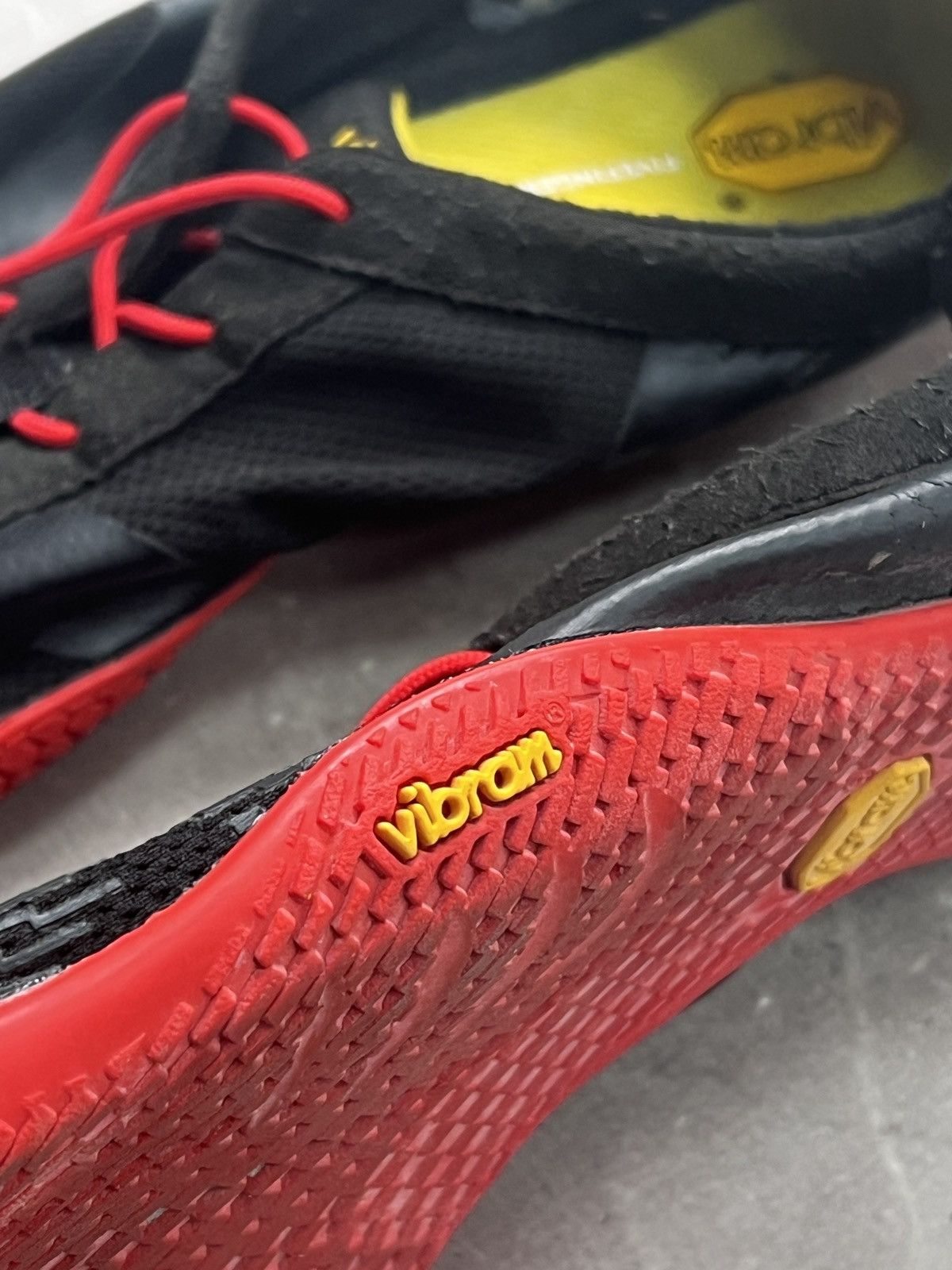 Vibram Vibram five fingers vibram shoes yeezy style y2k Size US 8 / EU 41 - 7 Thumbnail