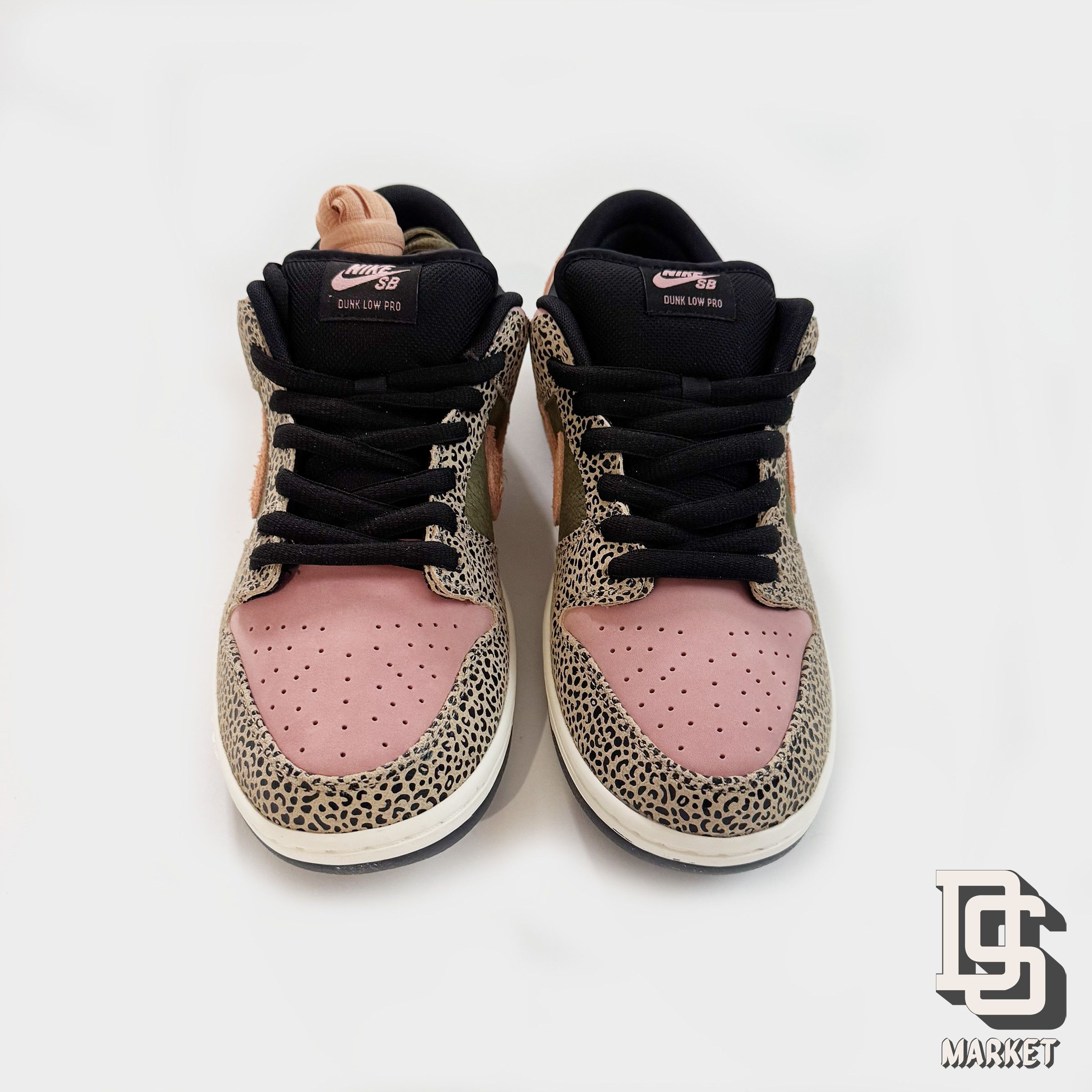 Nike SB DS NIKE SB DUNK LOW PRO QS ARTS REC SAN DIEGO 11 IH3211-200 Size US 11 / EU 44 - 3 Thumbnail