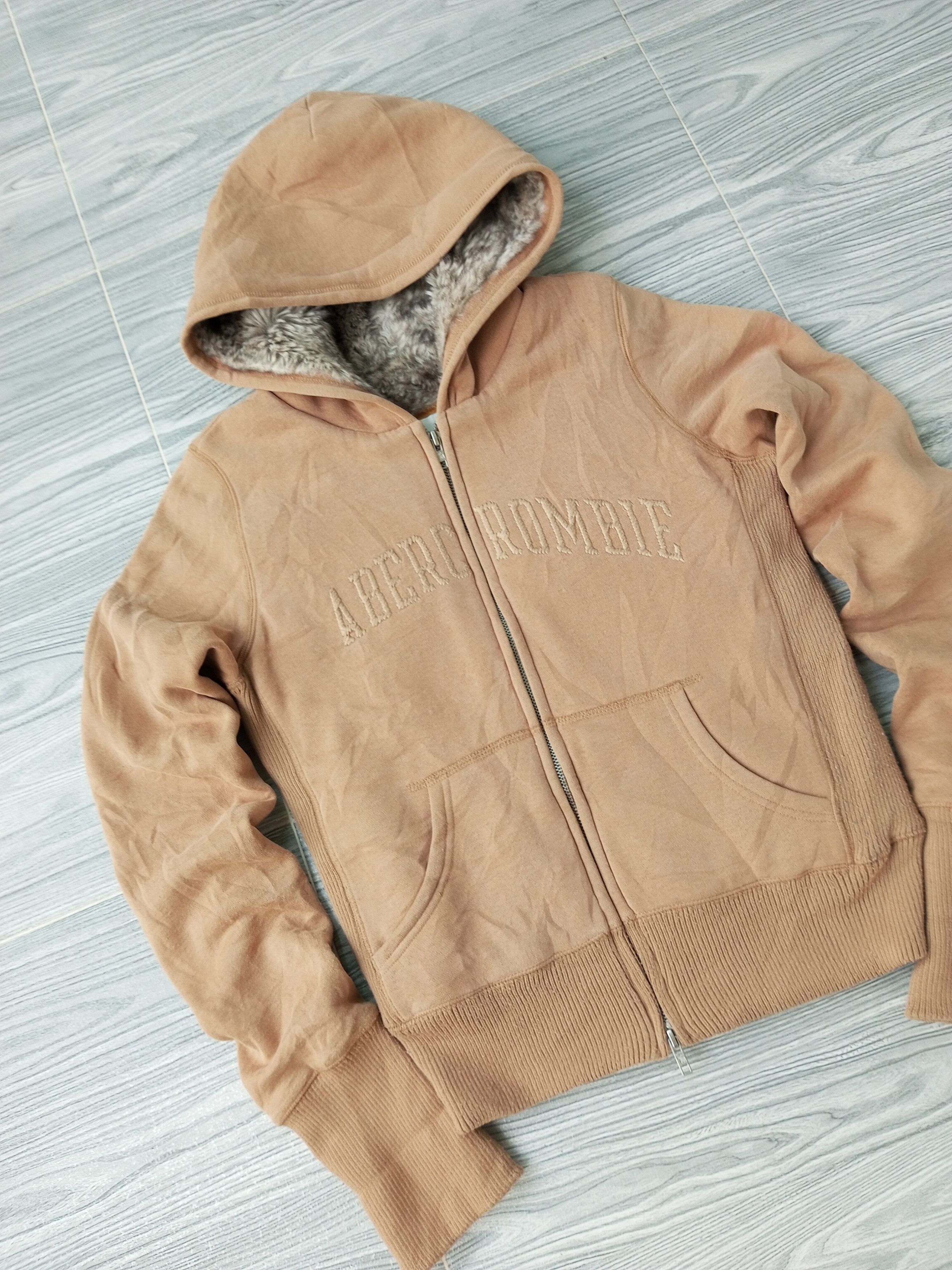 Abercrombie & Fitch Abercrombie & Fitch Fur Hood Zip Up Jacket Size US S / EU 44-46 / 1 - 4 Thumbnail