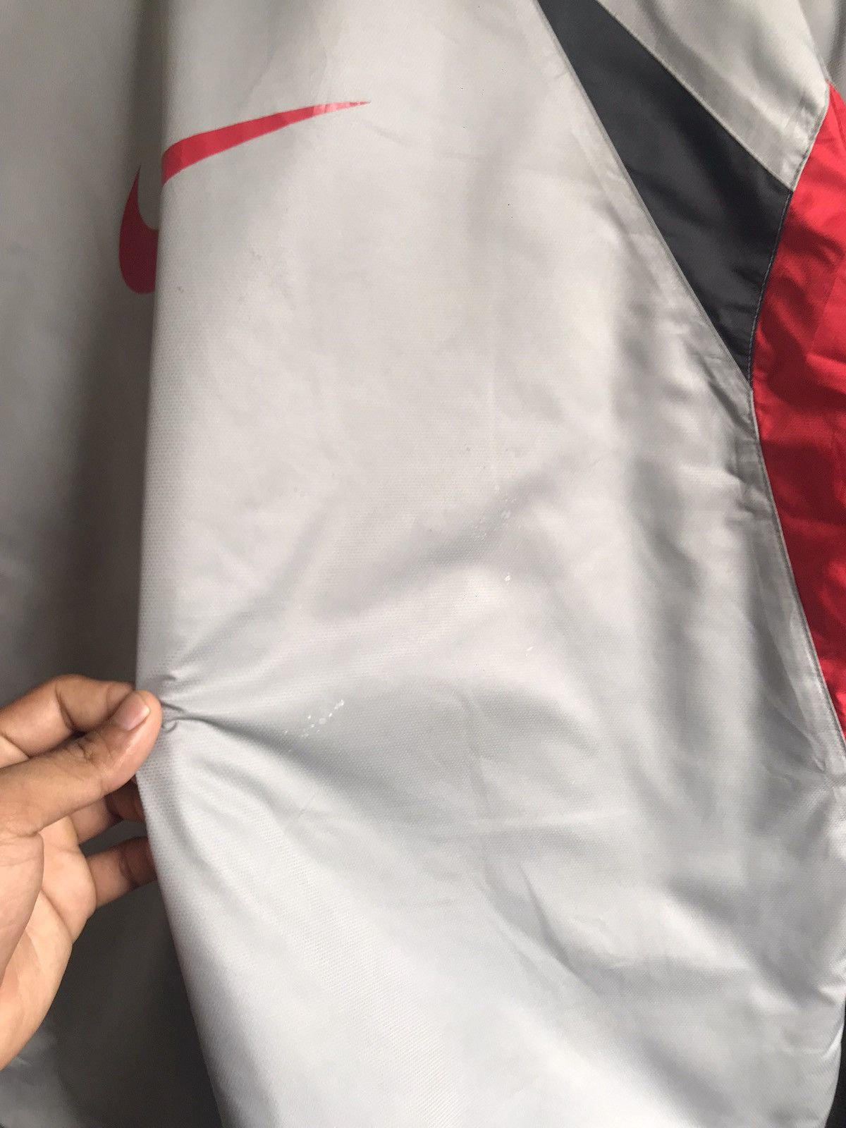 Nike VTG Nike Total 90 V Neck Boxy Y2K🔥 Size US XL / EU 56 / 4 - 15 Thumbnail