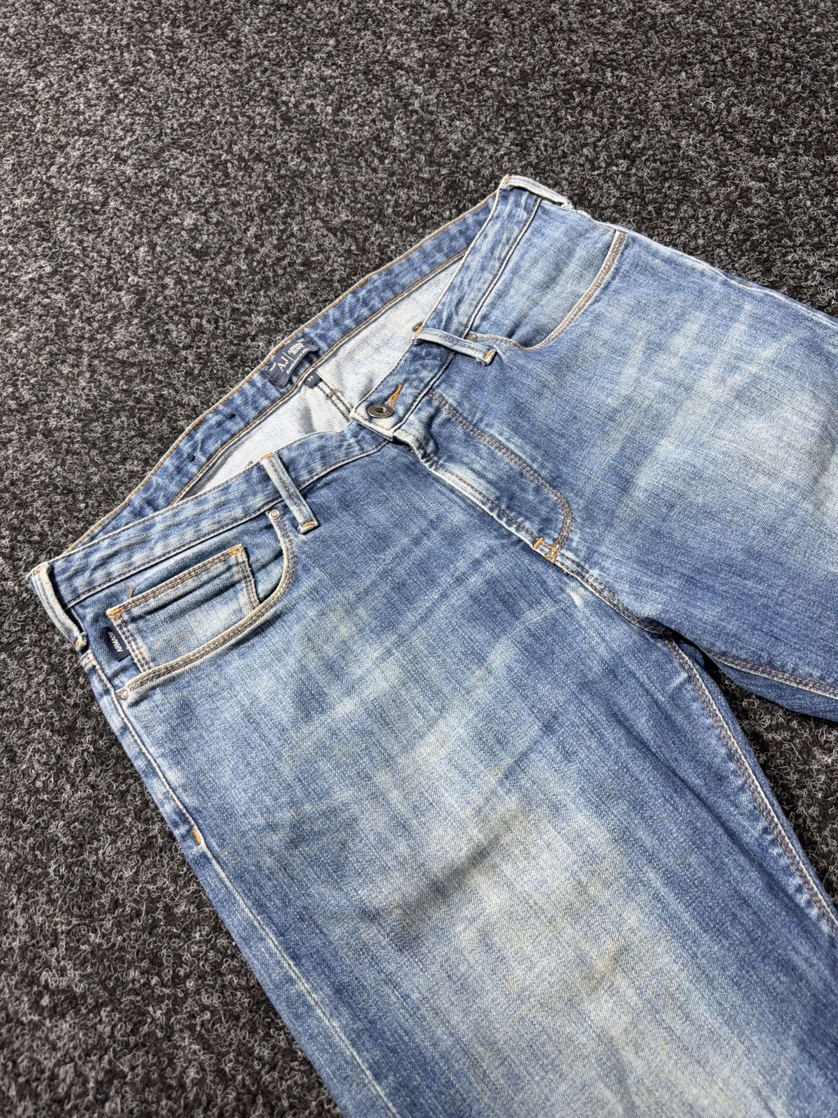 Giorgio Armani 00s AJ Armani Jeans J06 Slim Fit Dirty Distressed Jeans Size US 33 - 6 Thumbnail