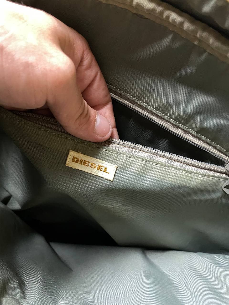 Diesel Vintage Diesel Messenger Shoulders Bag Backpack Y2K Big Logo Size ONE SIZE - 2 Thumbnail