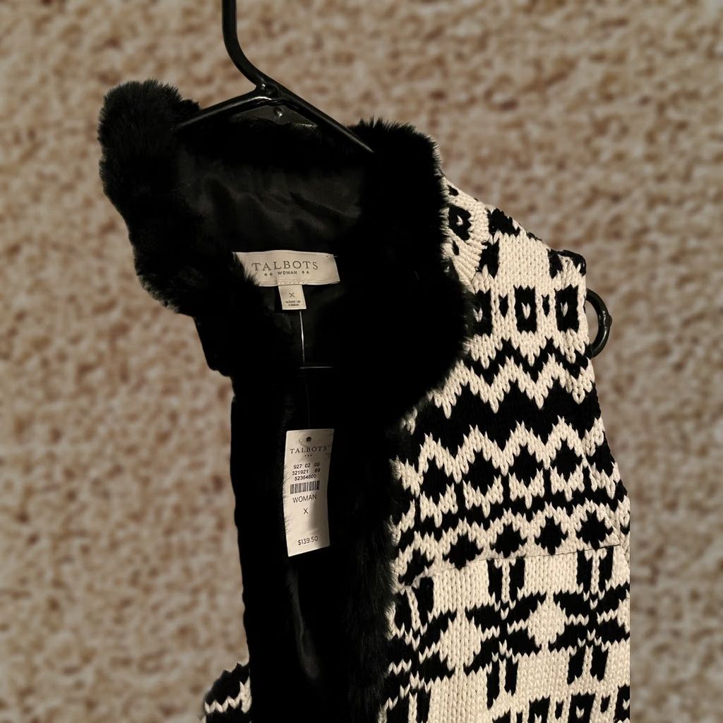 Talbots Talbots Woman Nordic Fair Isle Sweater Vest Faux Fur Trim Ladies Plus 0X Multicolor Size XL / US 12-14 / IT 48-50 - 1 Thumbnail