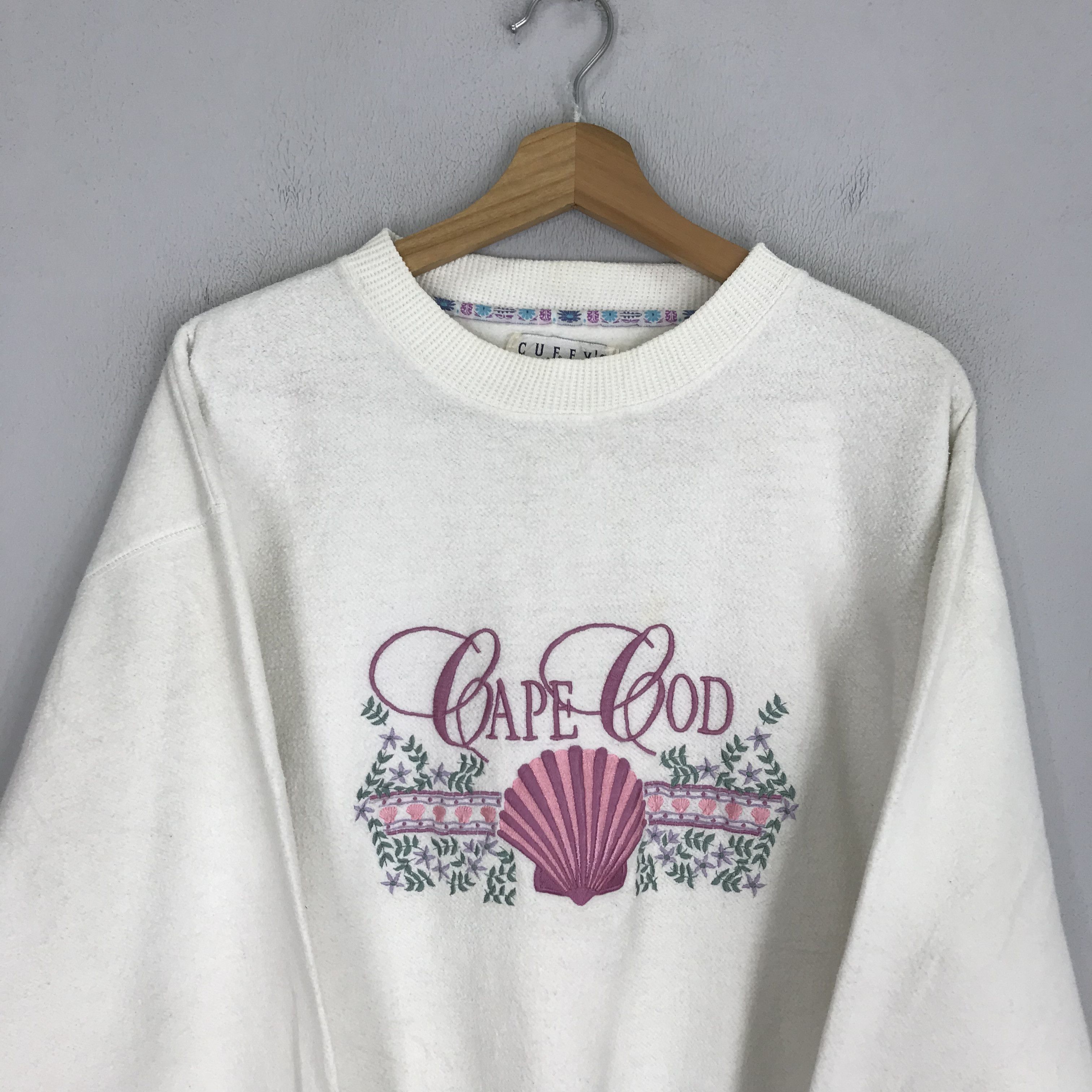 Vintage Vintage 90's Cape Cod Graphic White Sweatshirt - 654 Size US L / EU 52-54 / 3 - 6 Thumbnail