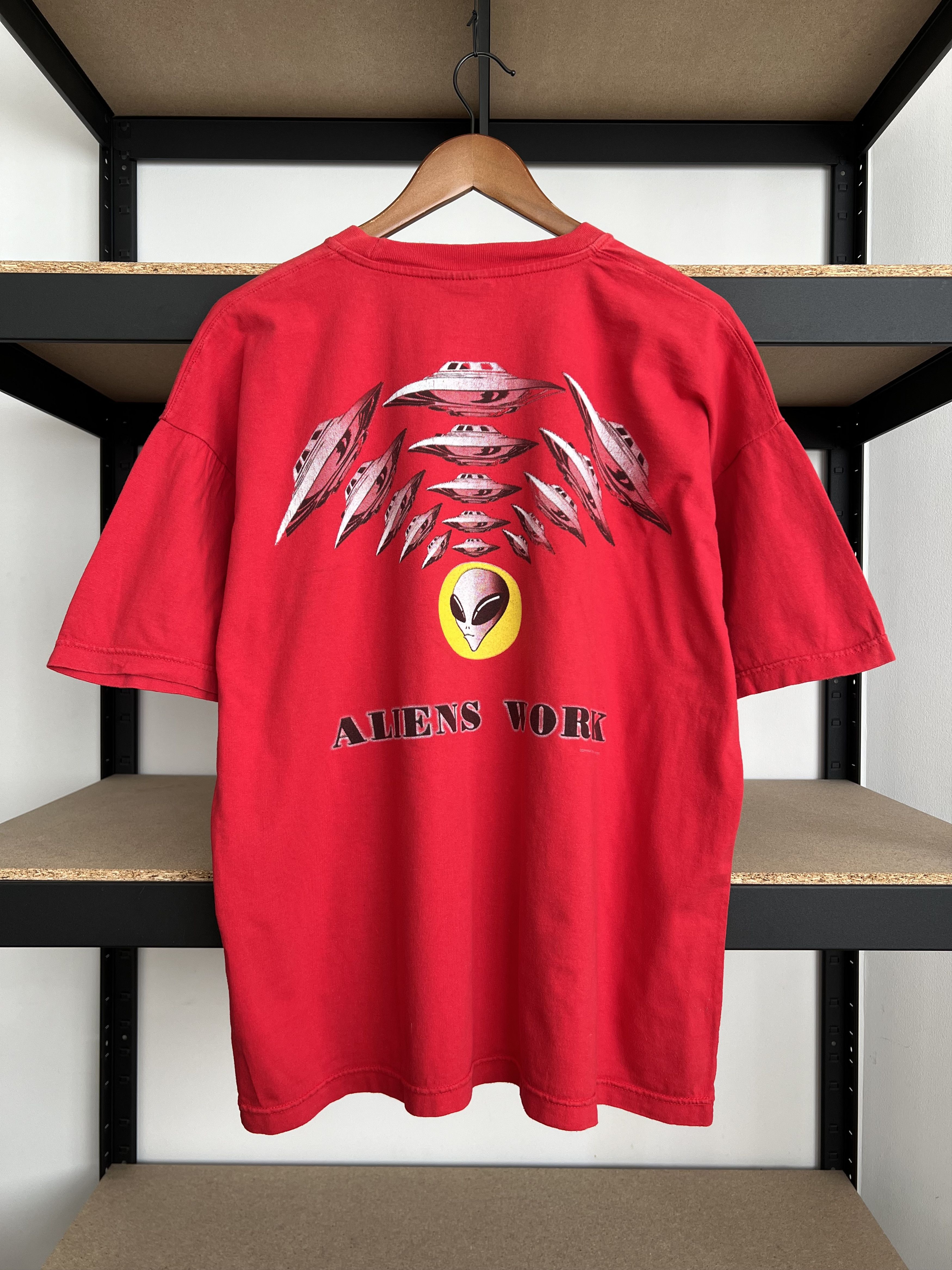 Alien Workshop Vintage 1996 Alien Workshop Alien Skateboards T-shirt Size US XL / EU 56 / 4 - 2 Thumbnail