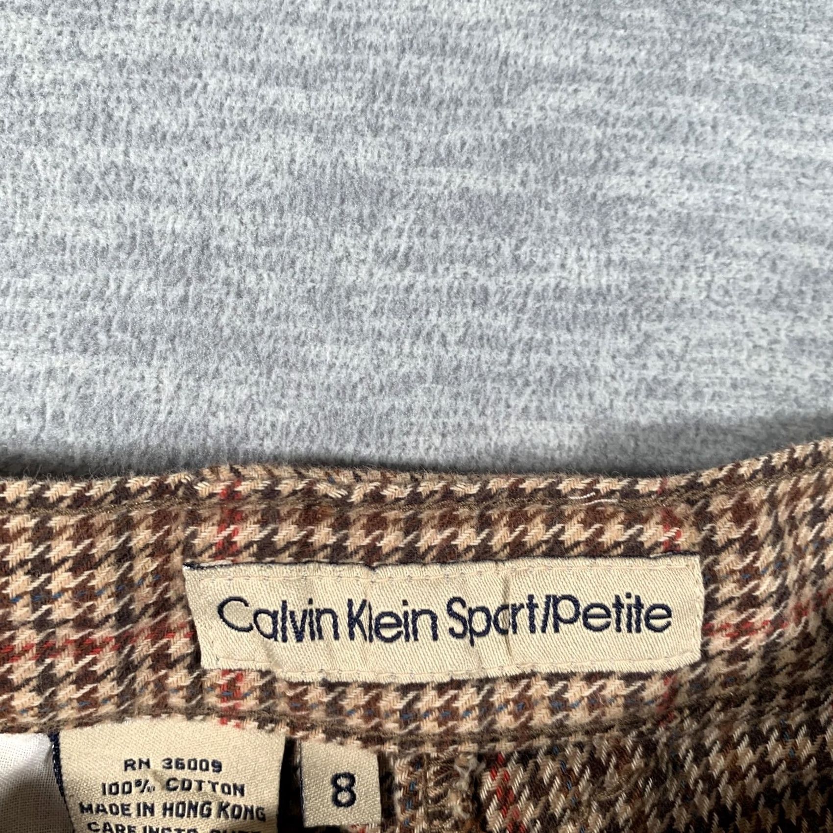 Vintage VINTAGE Calvin Klein Sports/Petite Pants Women 8 Brown Check Tapered Cuffed 80s Size 30" / US 8 / IT 44 - 7 Thumbnail