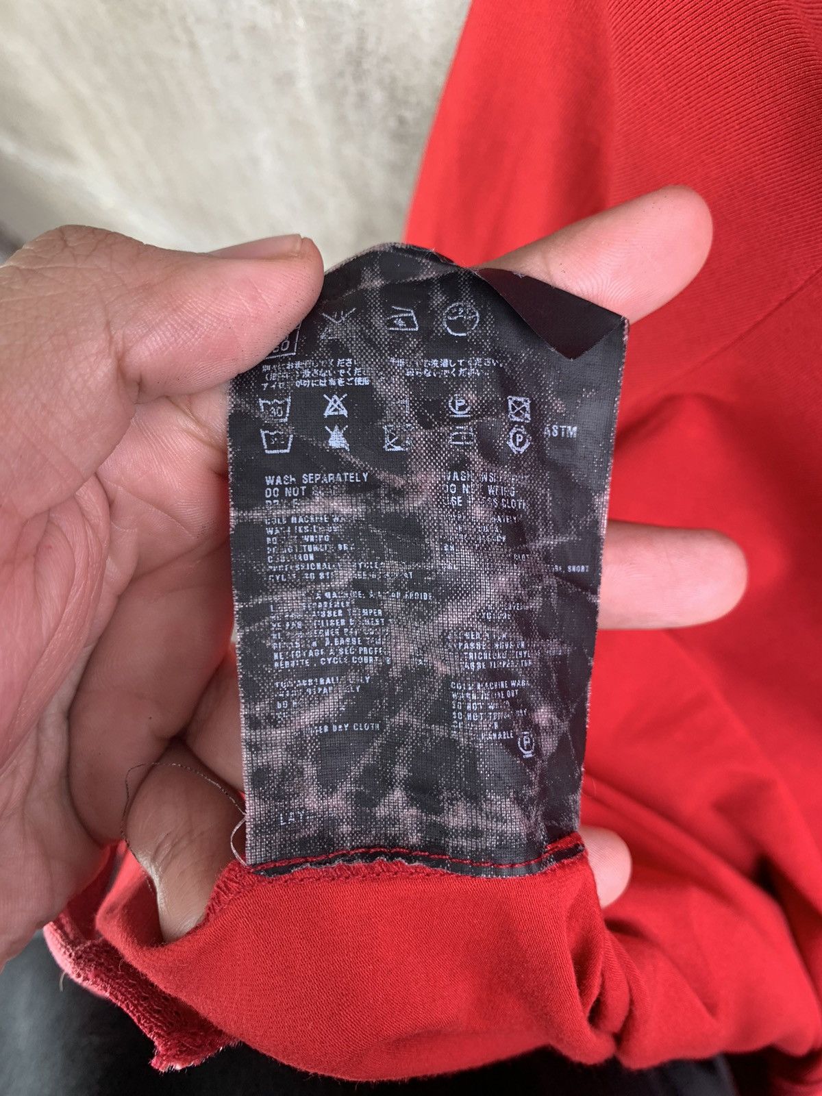 Prada Red Tab Sweater Size XS / US 0-2 / IT 36-38 - 8 Thumbnail