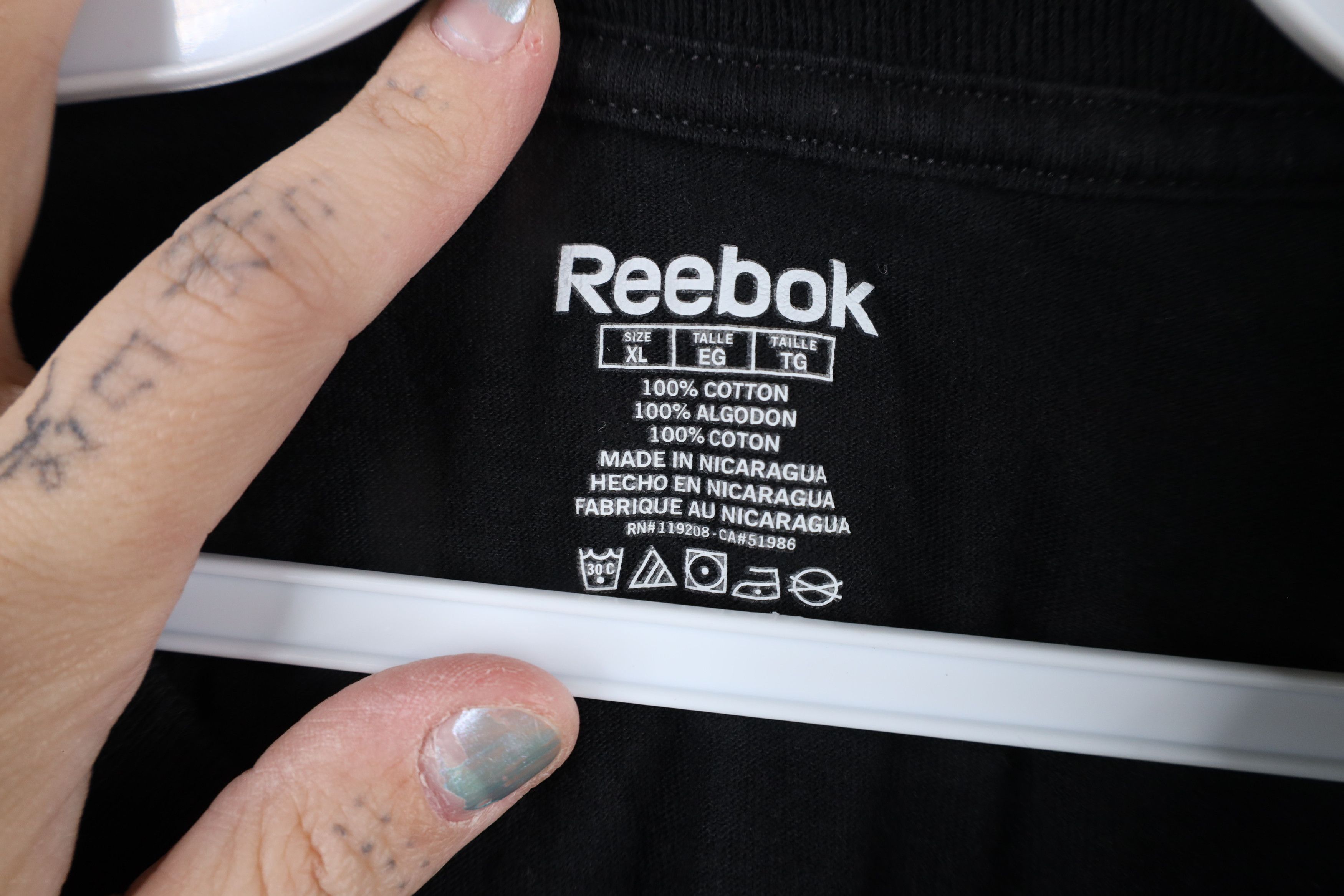 Reebok × Vintage Vintage Reebok Out Oakland Raiders Football T-Shirt Black Size US XL / EU 56 / 4 - 9 Thumbnail