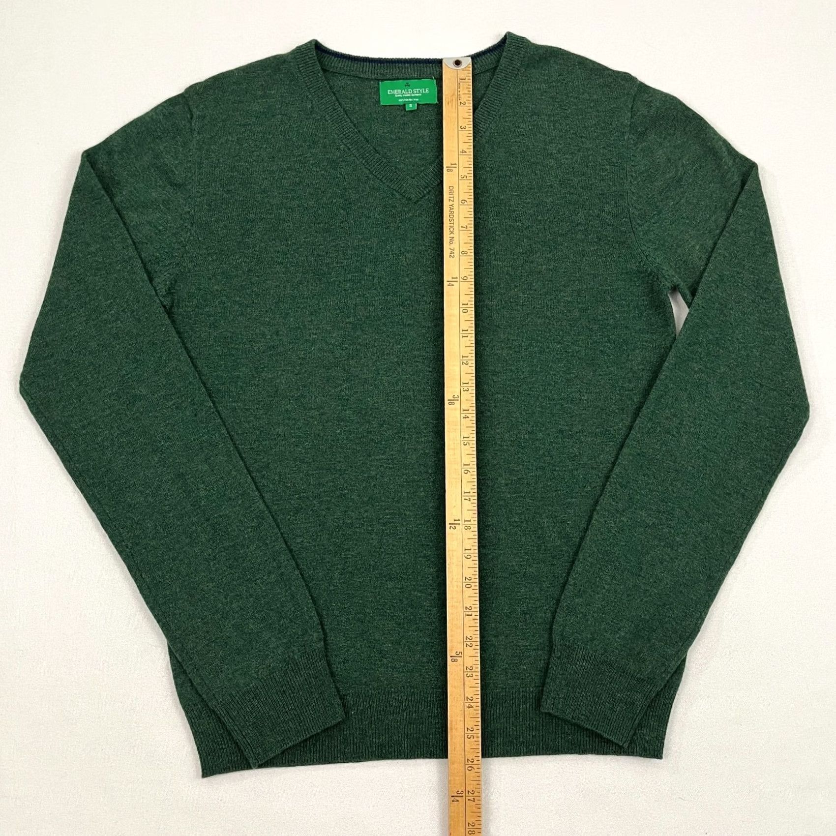 Vintage Emerald Style Lambs Wool Sweater Mens S Green Earth Tone V-Neck Pullover Preppy Size US S / EU 44-46 / 1 - 4 Thumbnail