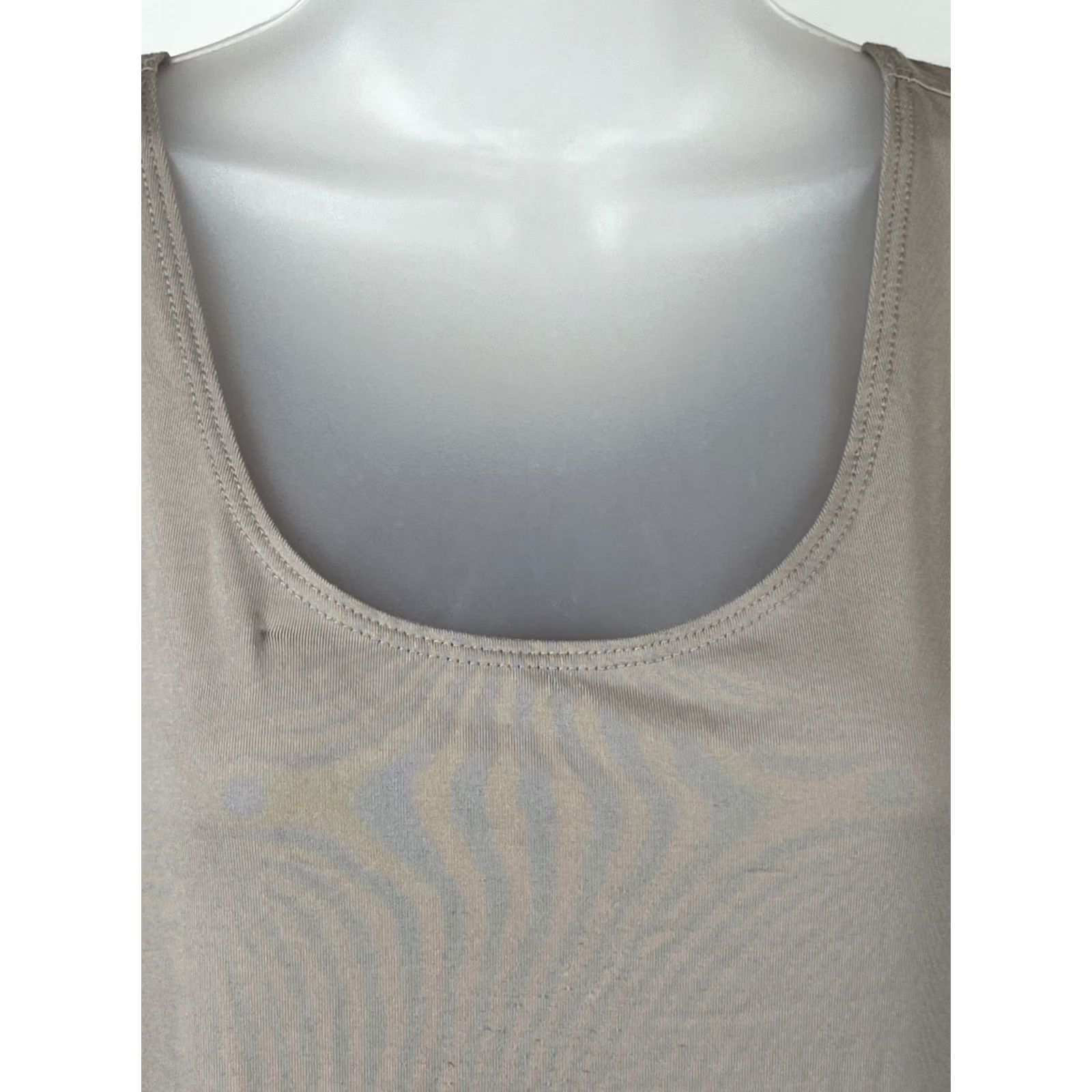 Vintage Chicos Tank Top Womens Beige Scoop Neck Nylon Spandex Sleeveless Casual Comfort Size XS / US 0-2 / IT 36-38 - 2 Thumbnail