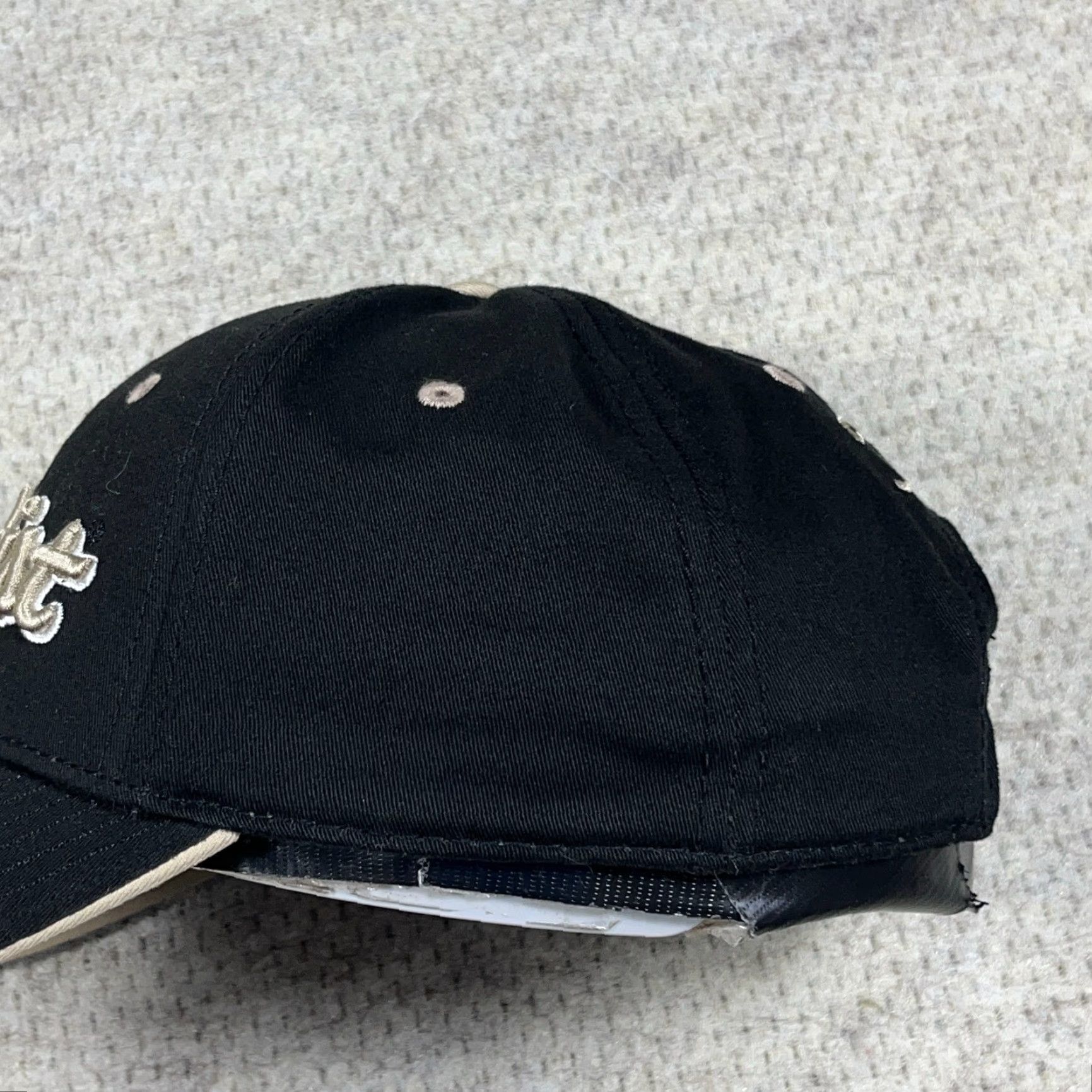 Titleist Titleist Golf Hat Cap Black Gold Adjustable New Era Twill Cap Mens Summer Sport Hat Vintage? Size ONE SIZE - 5 Thumbnail
