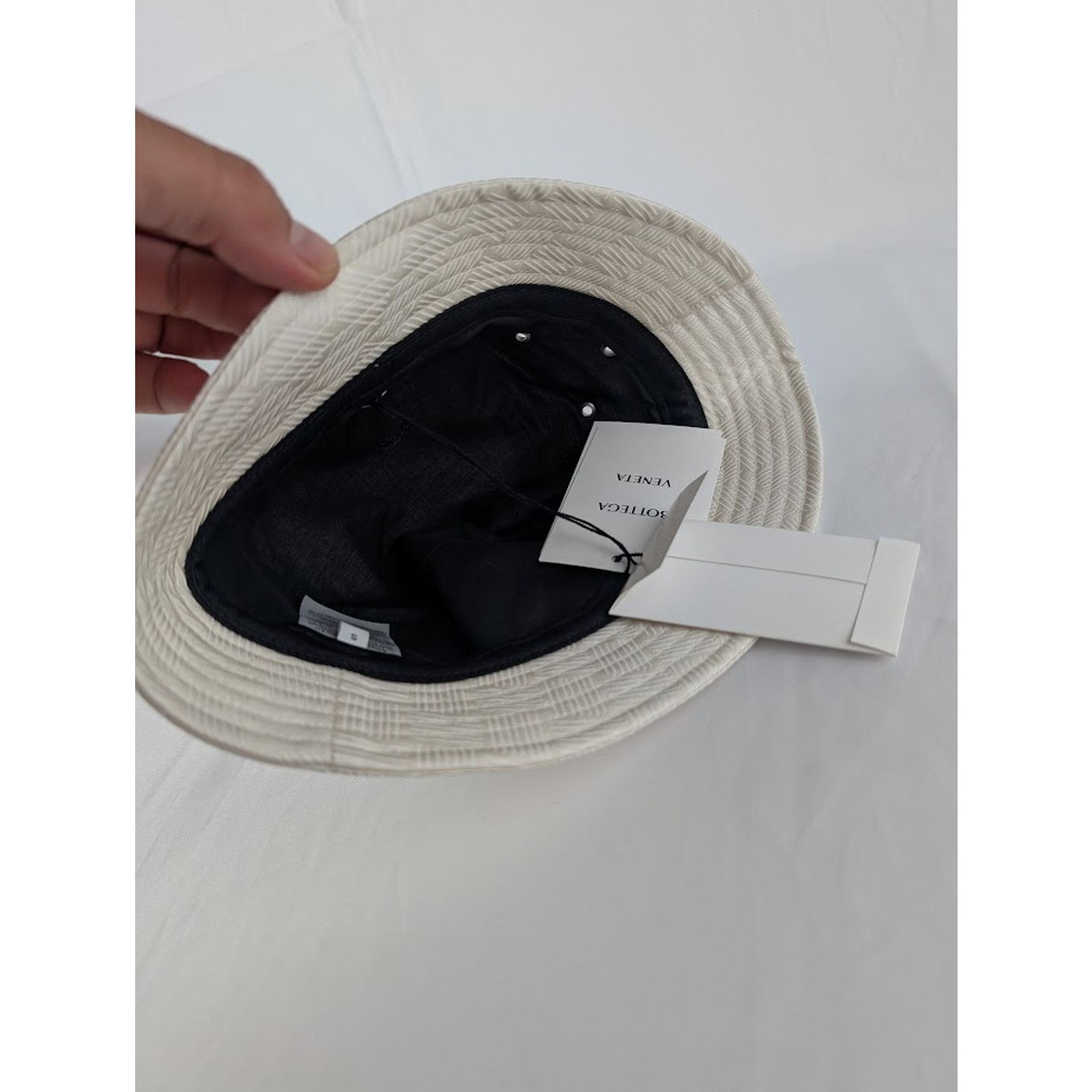 Bottega Veneta o1rshd1 Size: M / Hat Intreccio Jacquard Nylon in White Size ONE SIZE - 4 Thumbnail