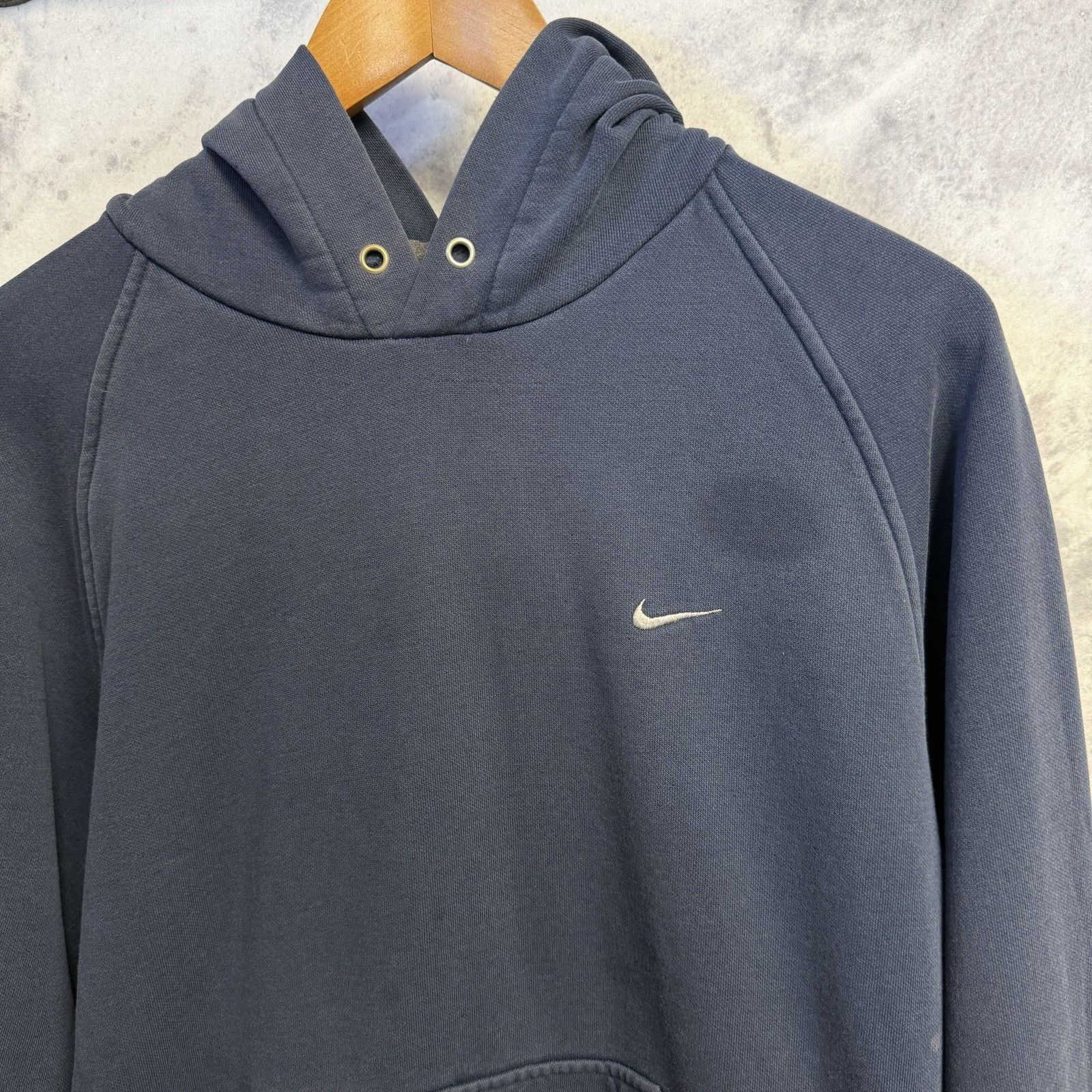 Nike Vintage Y2K Nike Hoodie Sweatshirt Mens XL Navy Blue Distres Size US XL / EU 56 / 4 - 3 Thumbnail