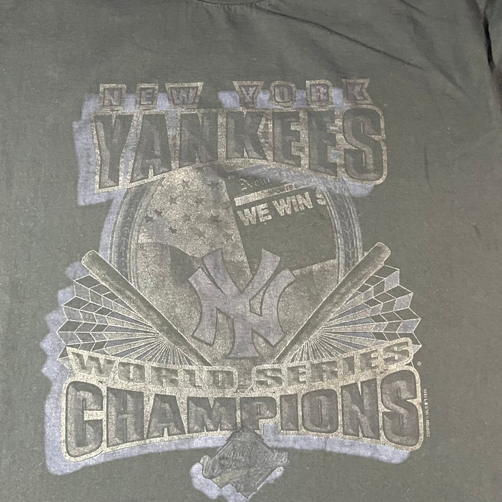 New York Yankees × Vintage Vintage 1990’s Starter Made in USA Yankees Graohic Tshirt XL Size US XL / EU 56 / 4 - 3 Thumbnail