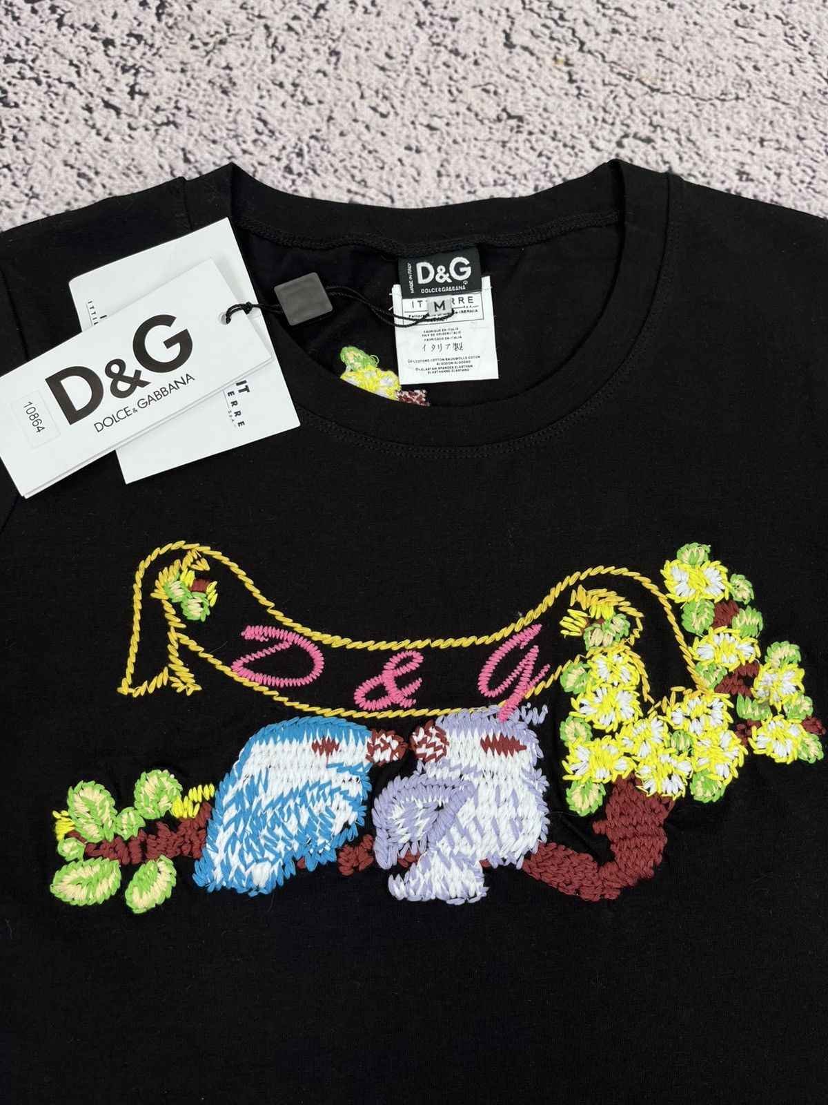 Dolce & Gabbana NWT Dolce&Gabbana Amazing Embroidered Floral Logo TShirt Size M / US 6-8 / IT 42-44 - 4 Thumbnail