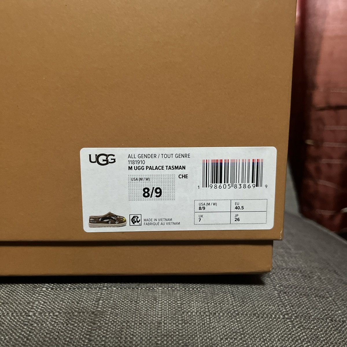 Palace × Ugg Ugg x Palace Tasman Slipper Chestnut “Looney Tunes” Size US 8 / EU 41 - 9 Thumbnail