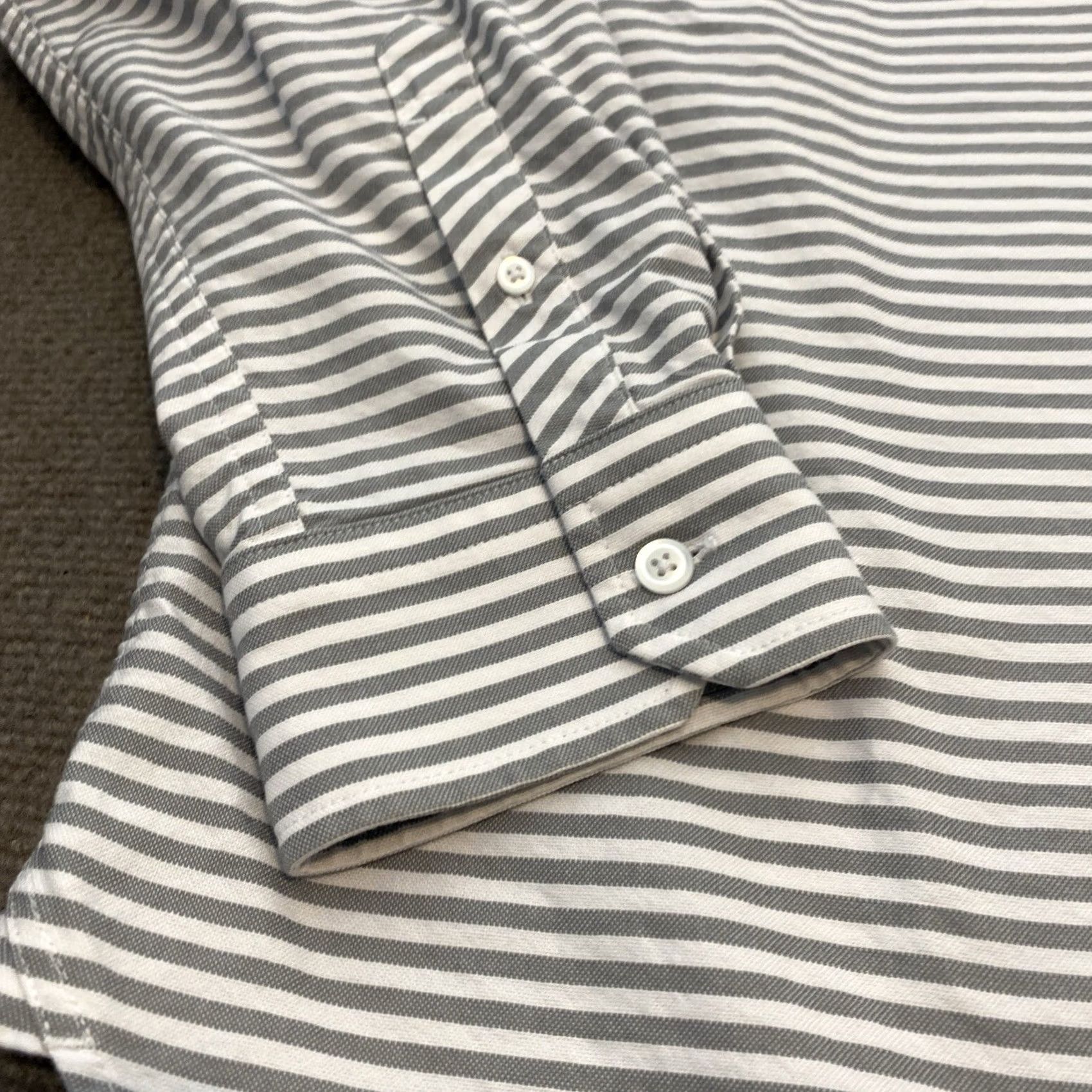 Under Armour Under Armour Shirt Men XXL Gray White Striped Cotton Pocket Long Sleeve Logo Button-Up Shirt Size US L / EU 52-54 / 3 - 2 Thumbnail