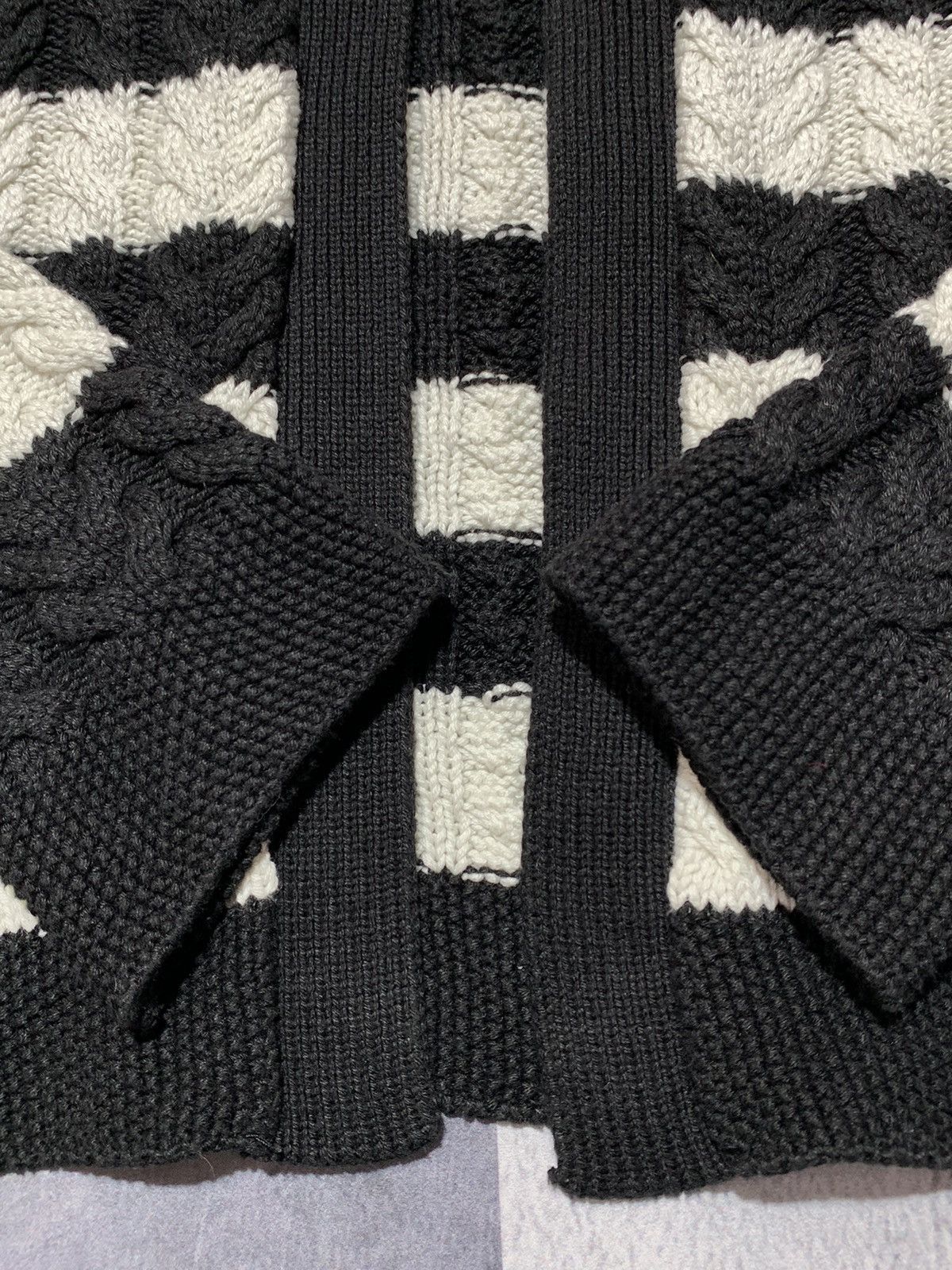 Japanese Brand × Vintage Vintage Y2K cropped stripped knitwear cardigan size L Size L / US 10 / IT 46 - 6 Thumbnail