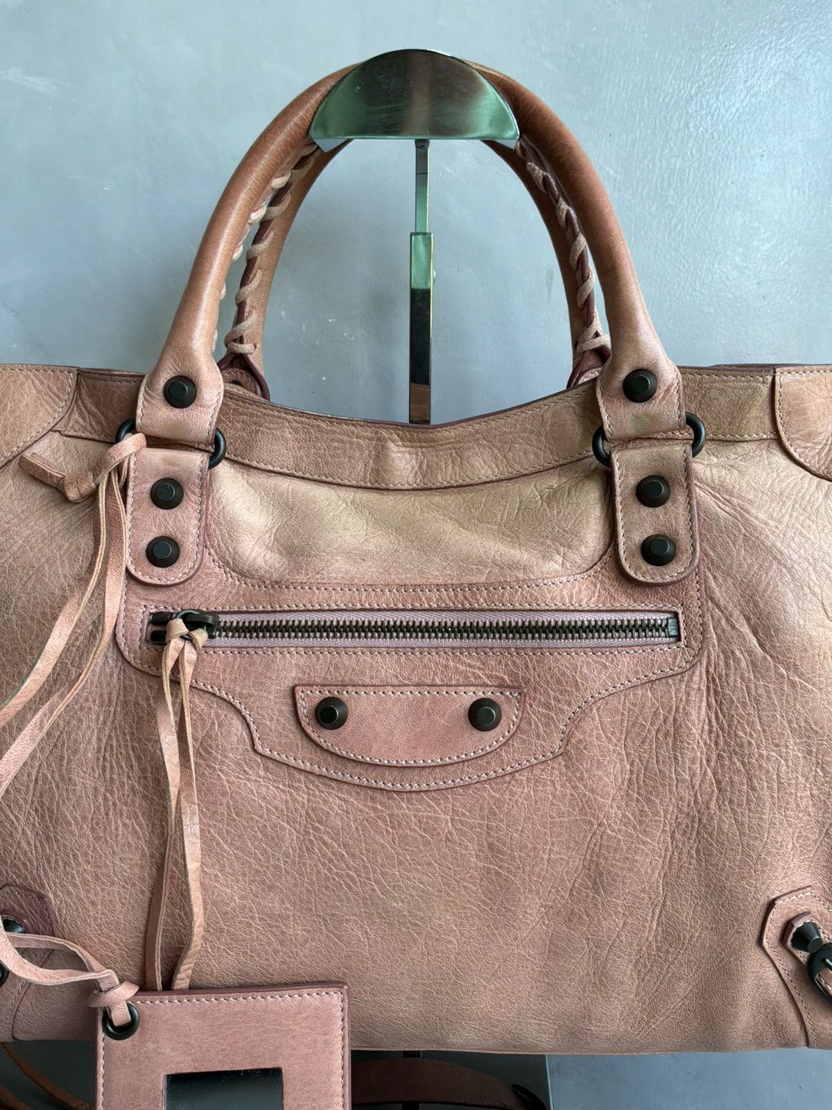 Balenciaga Balenciaga - Classic City - Salmon Pink Lambskin Leather Bag Size ONE SIZE - 3 Thumbnail