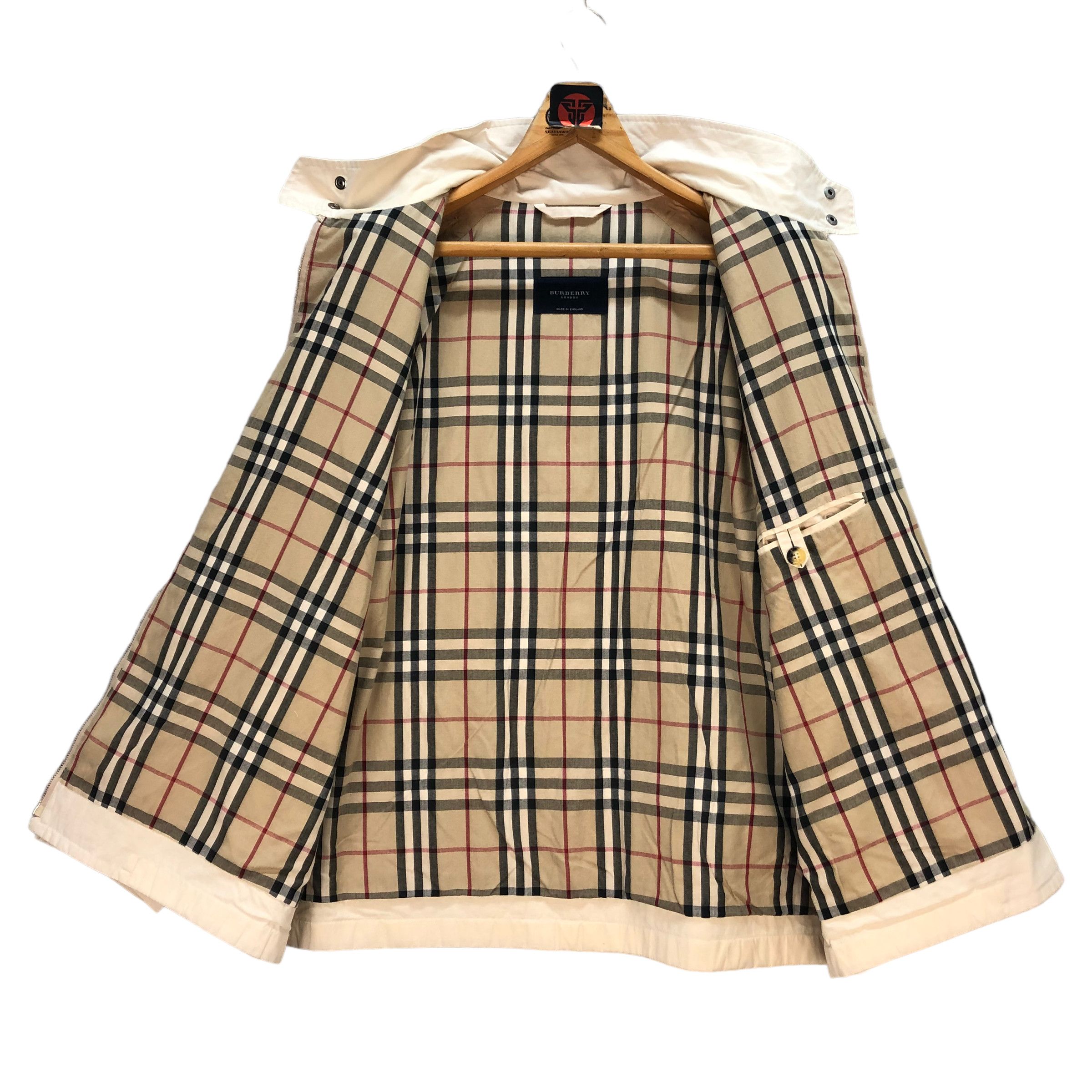 Burberry BURBERRY NOVA CHECK JACKET #7335-130 Size US XL / EU 56 / 4 - 1 Thumbnail