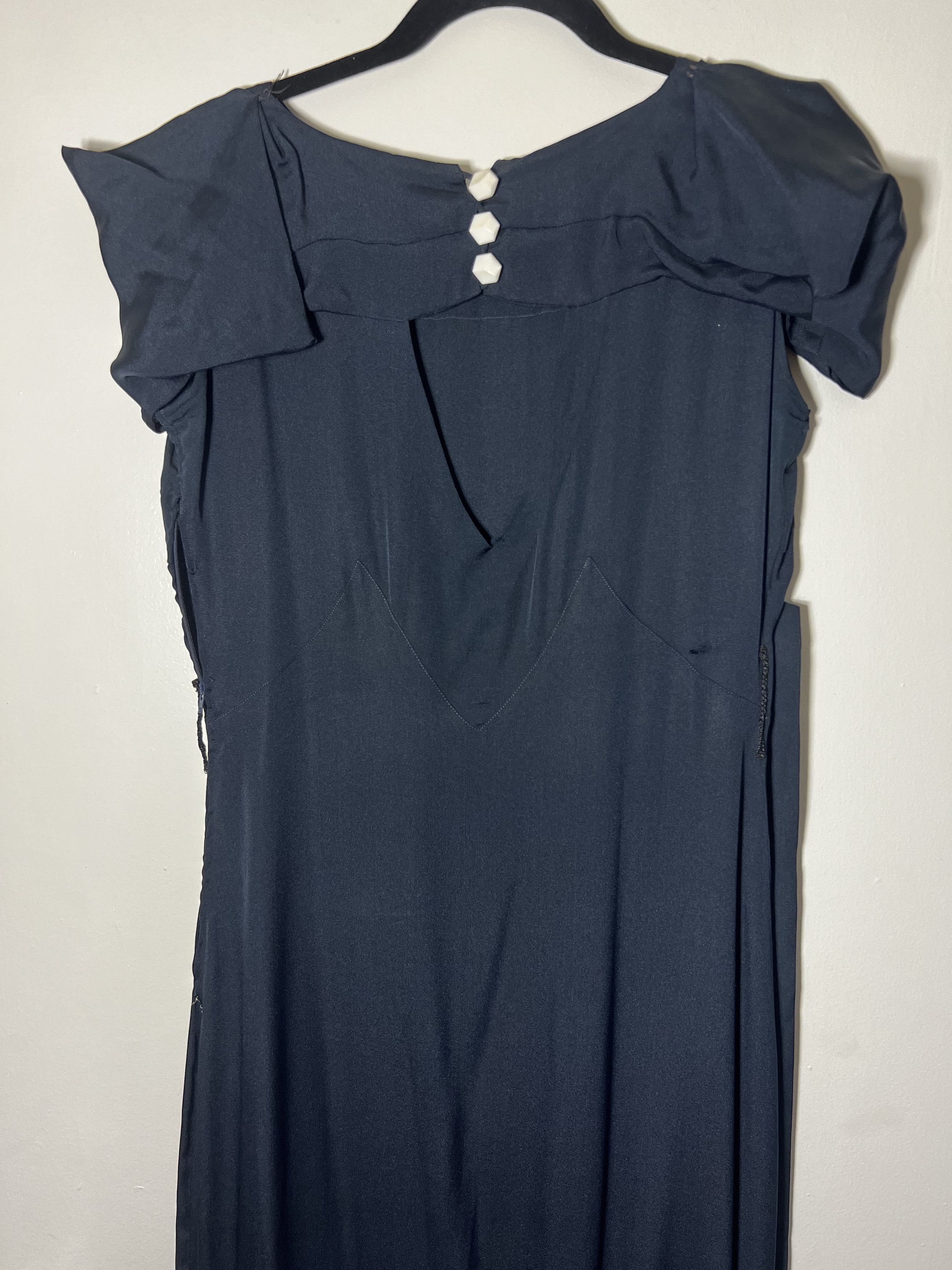 Other × Vintage Vintage 1940's Dark Blue Gown w White Bakelite Buttons Size M / US 6-8 / IT 42-44 - 7 Thumbnail