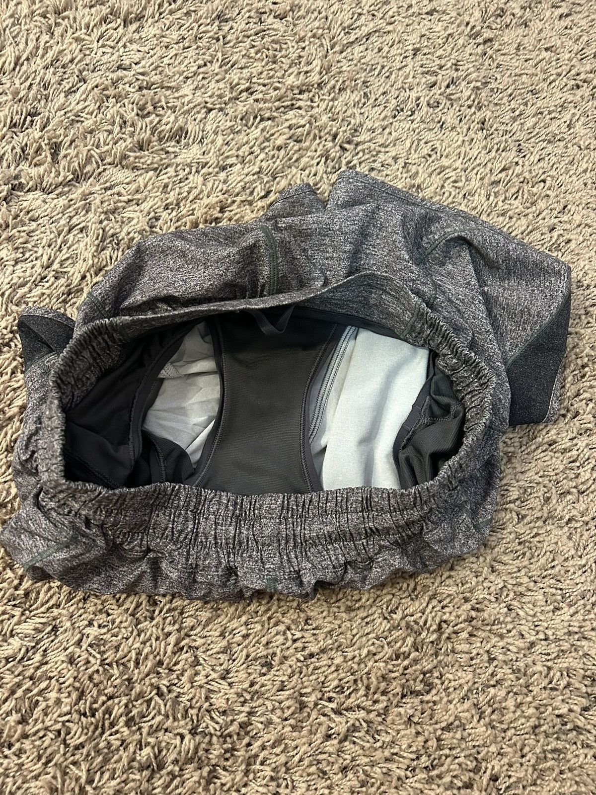 Lululemon lululemon low rise 4” hotty hots- heather gray Size 28" / US 6 / IT 42 - 3 Thumbnail