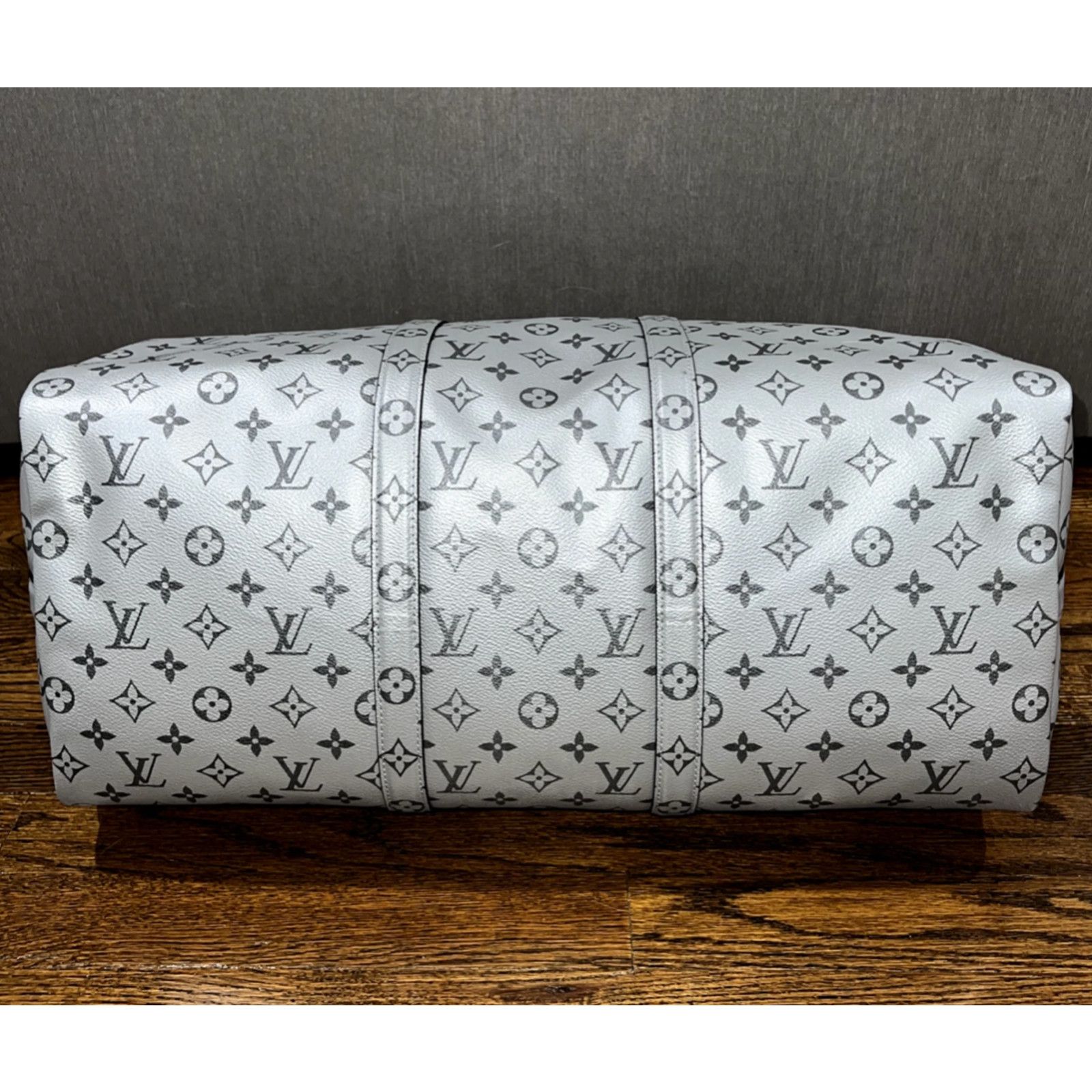 Louis Vuitton Louis Vuitton Keepall Bandouliere Monogram Travel Bag Size ONE SIZE - 11 Thumbnail