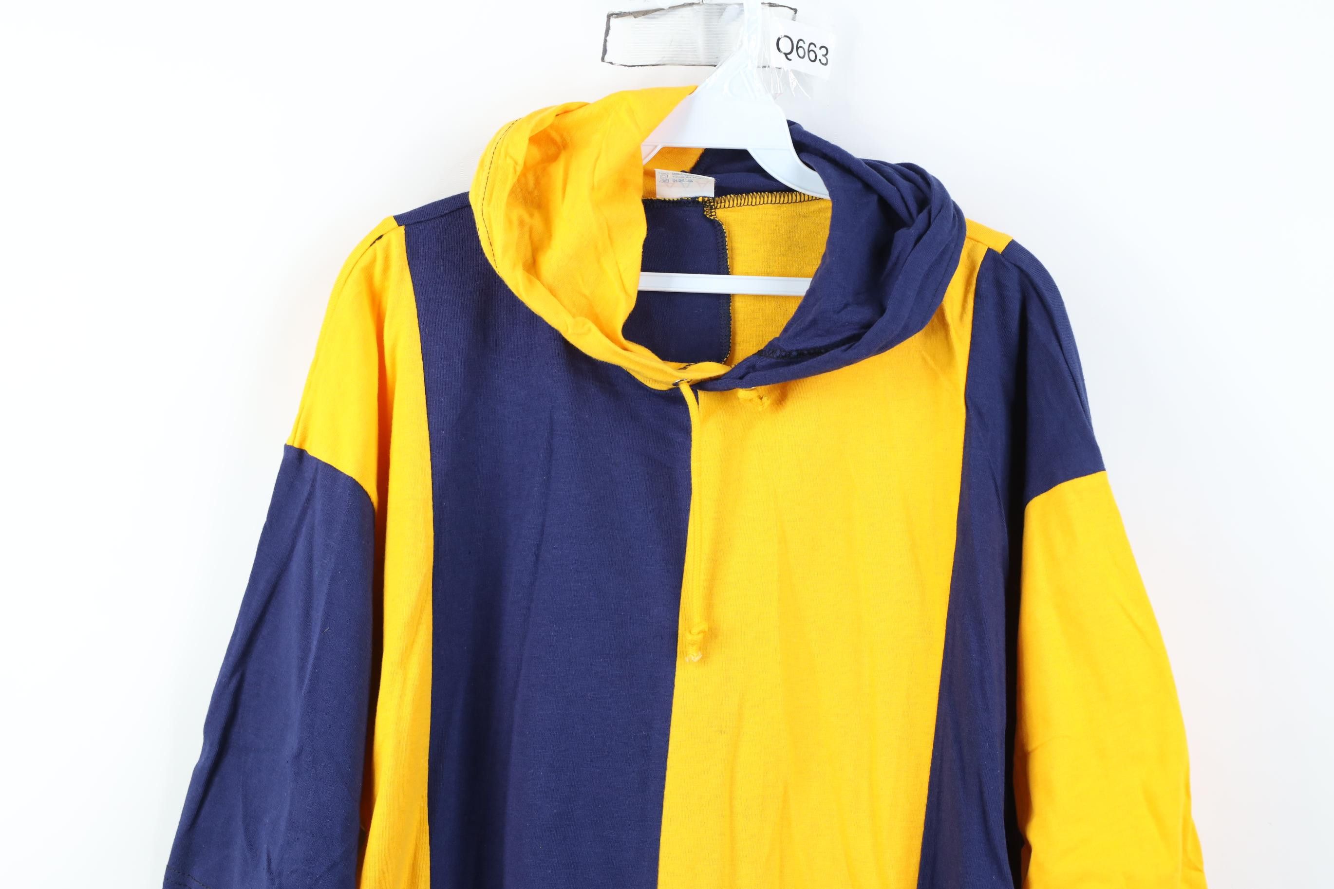 Vintage Deadstock Vintage 90s University of Michigan Hooded T-Shirt Size US XL / EU 56 / 4 - 2 Thumbnail