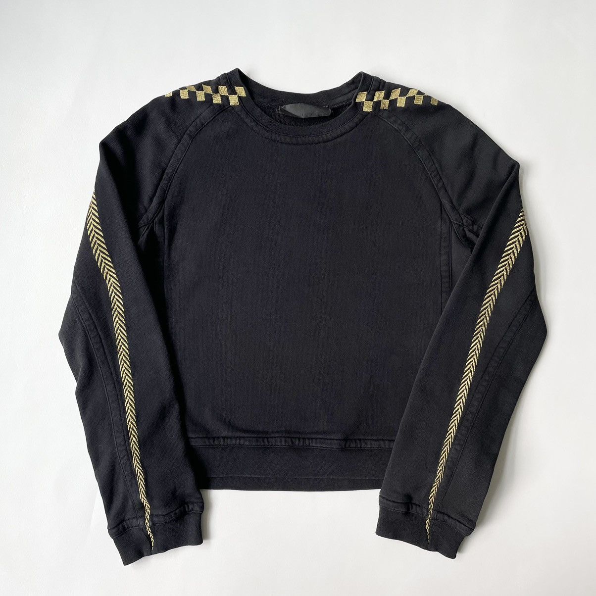Haider Ackermann Chevron Sleeve Cropped Sweatshirt Size M / US 6-8 / IT 42-44 - 1 Thumbnail
