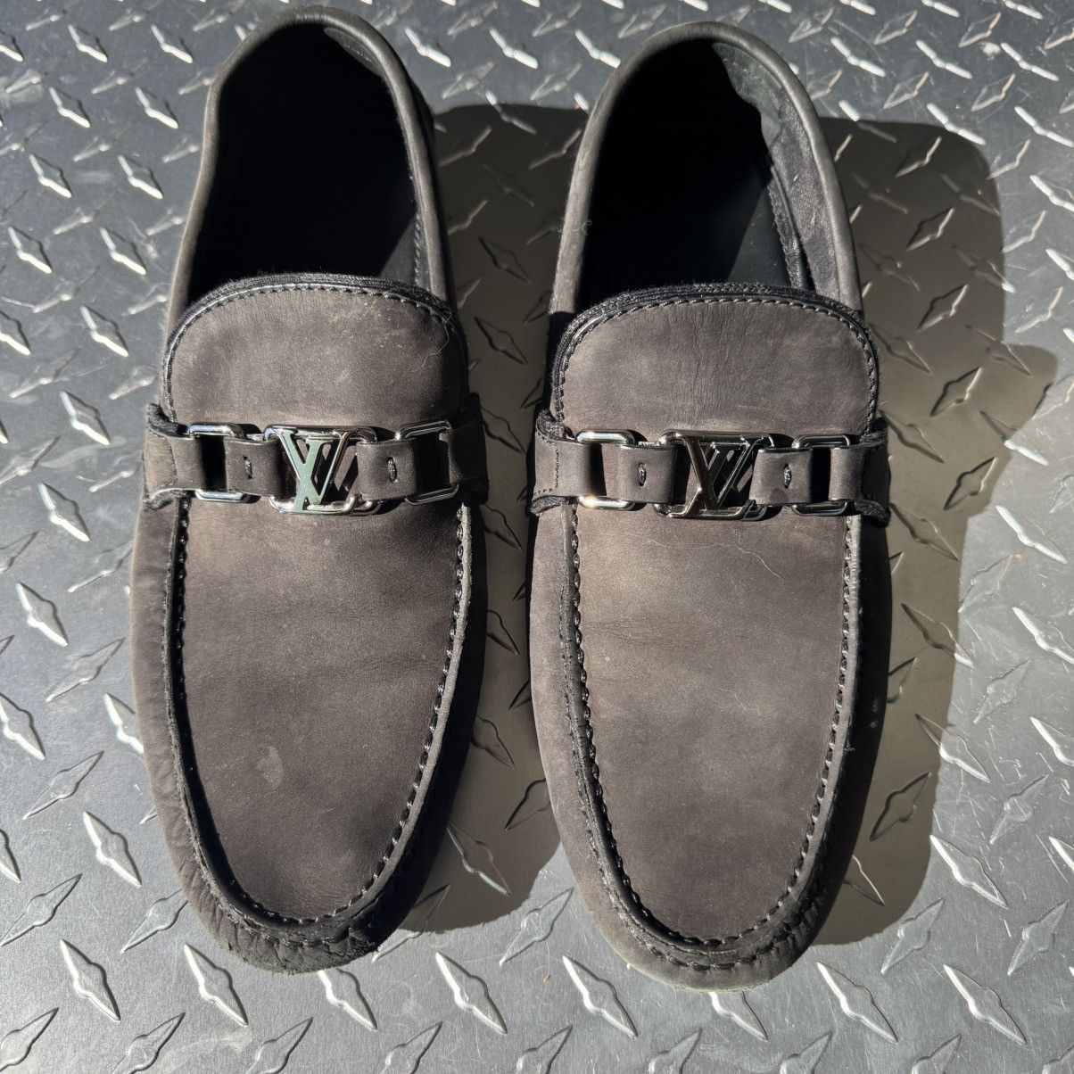 Louis Vuitton Louis Vuitton Hockenheim Logo Loafers Suede in Grey 8 Size US 9 / EU 42 - 1 Thumbnail